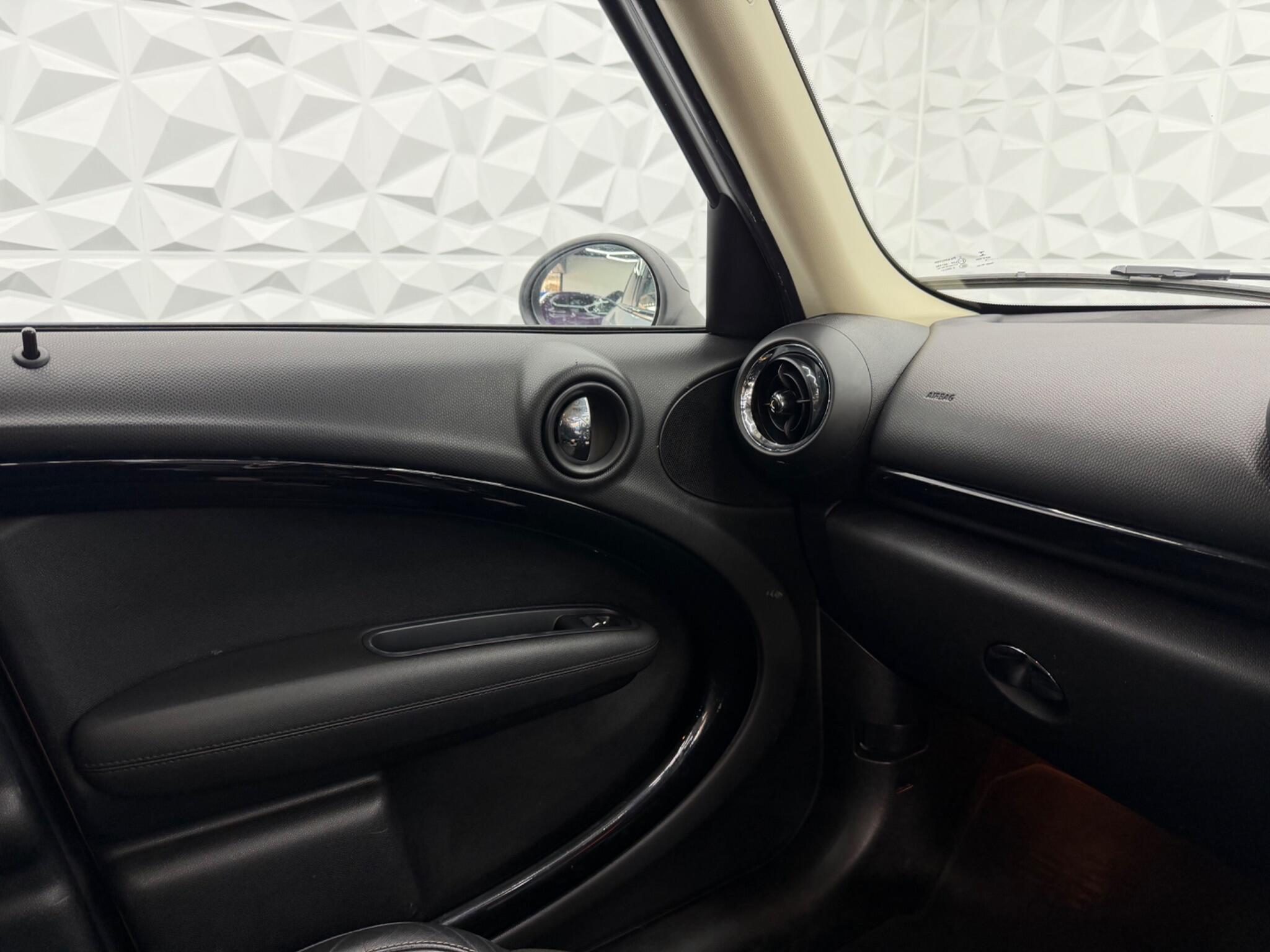 MINI Countryman - Image 19