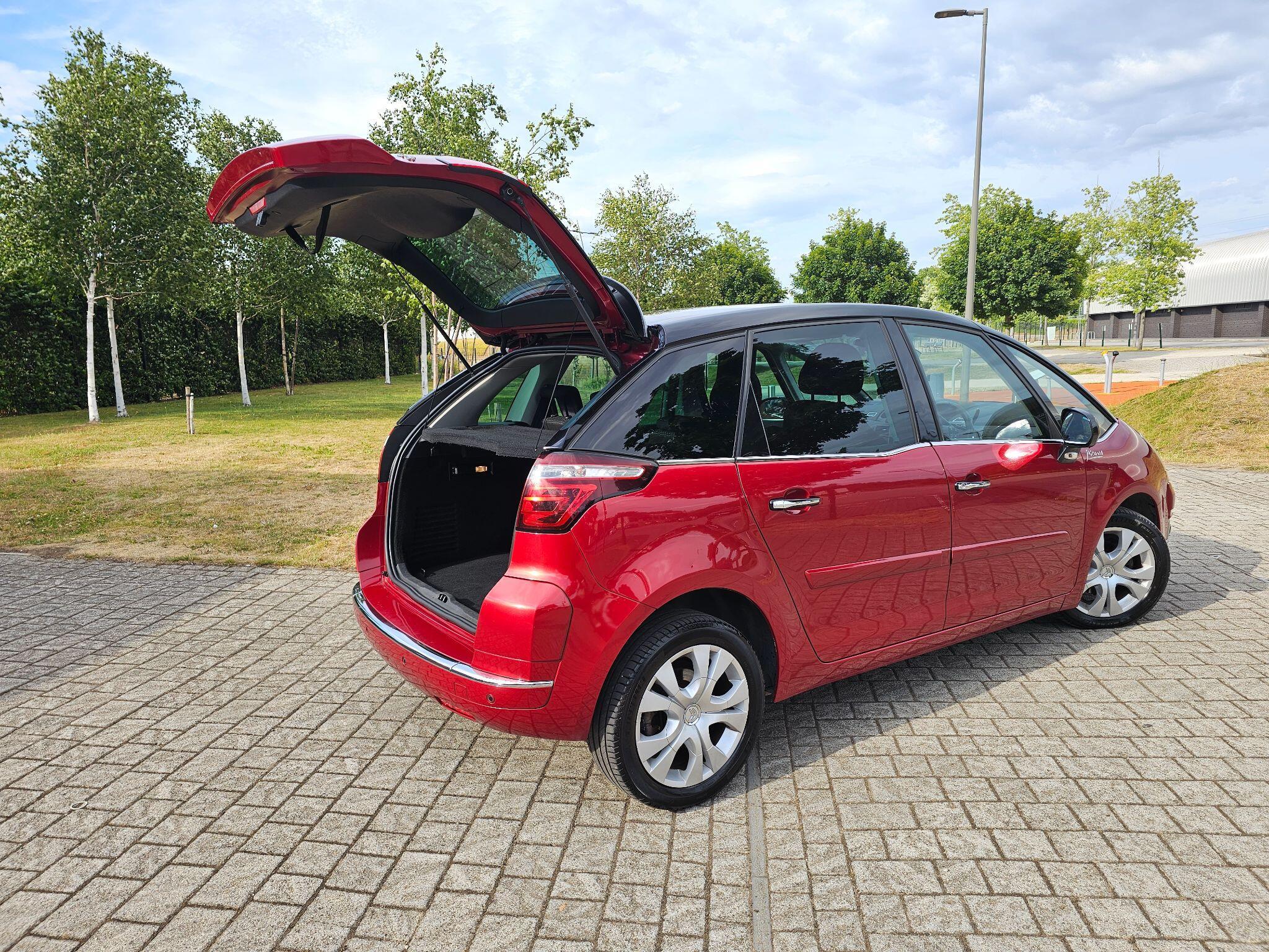 Citroen C4 Picasso - Image 13