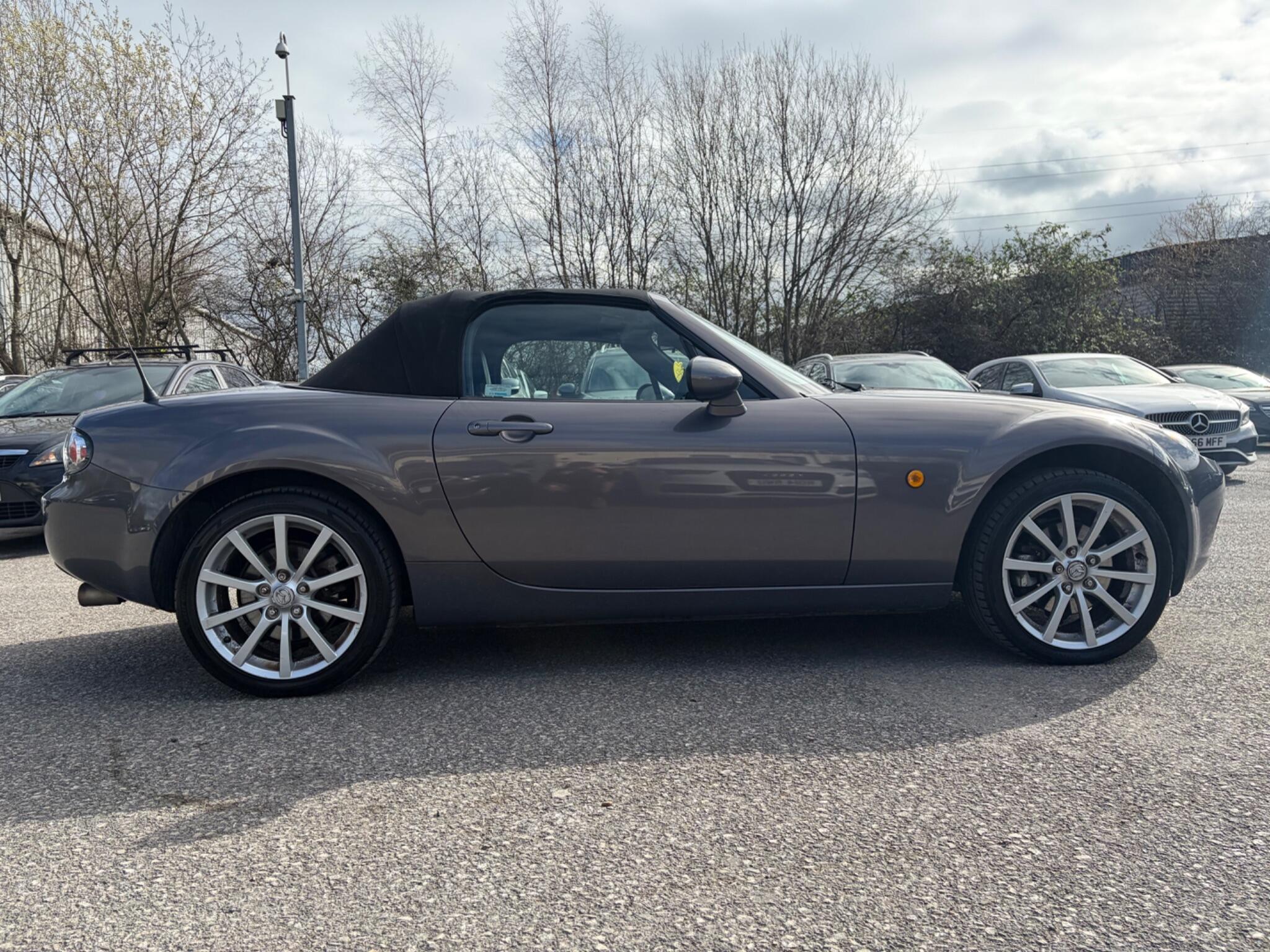 Mazda MX-5 - Image 18