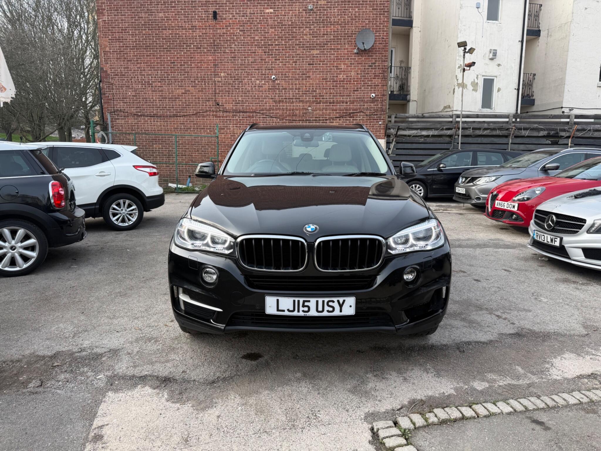 BMW X5 - Image 2