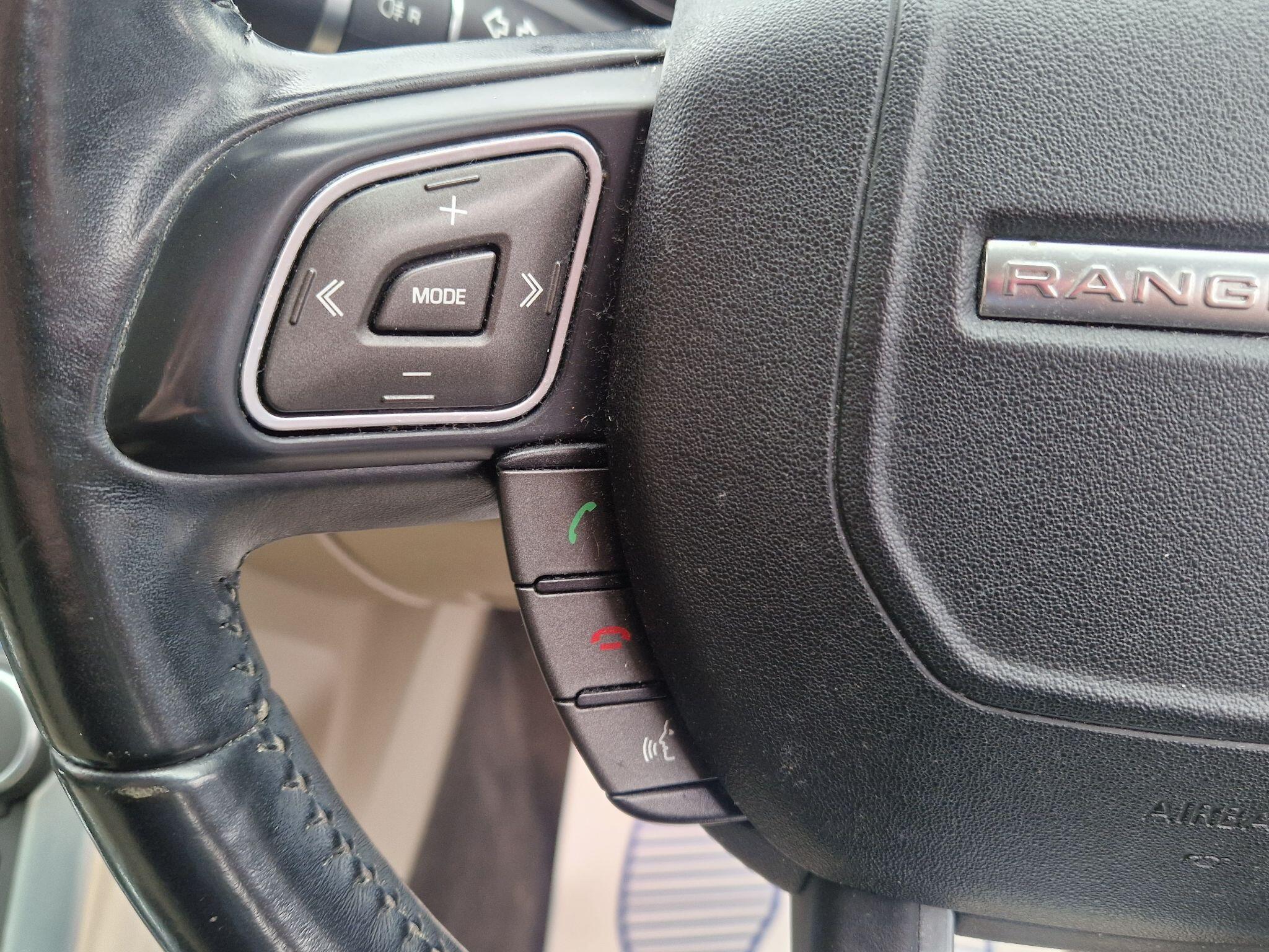 Land Rover Range Rover Evoque - Image 36