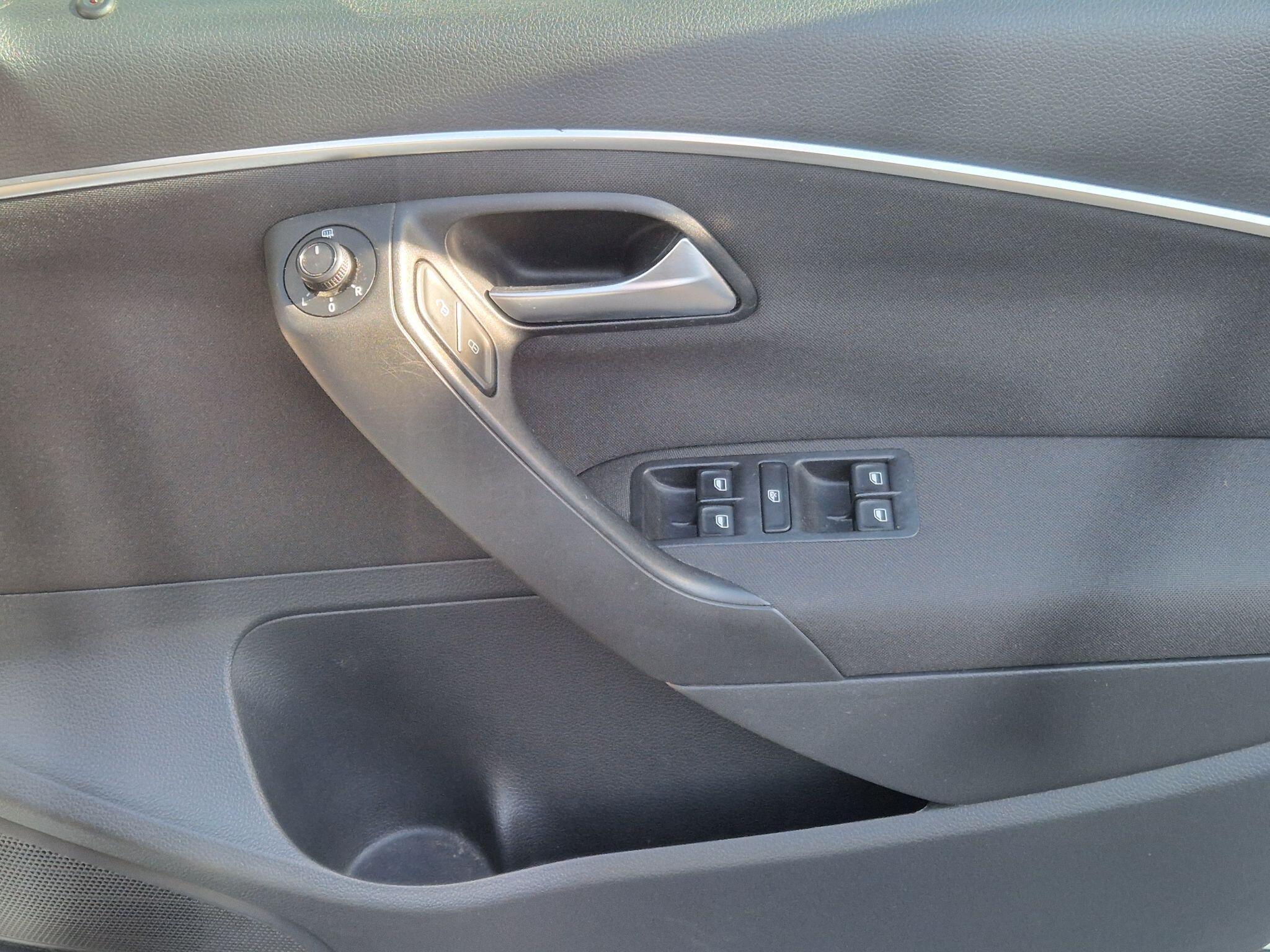 Volkswagen Polo - Image 26