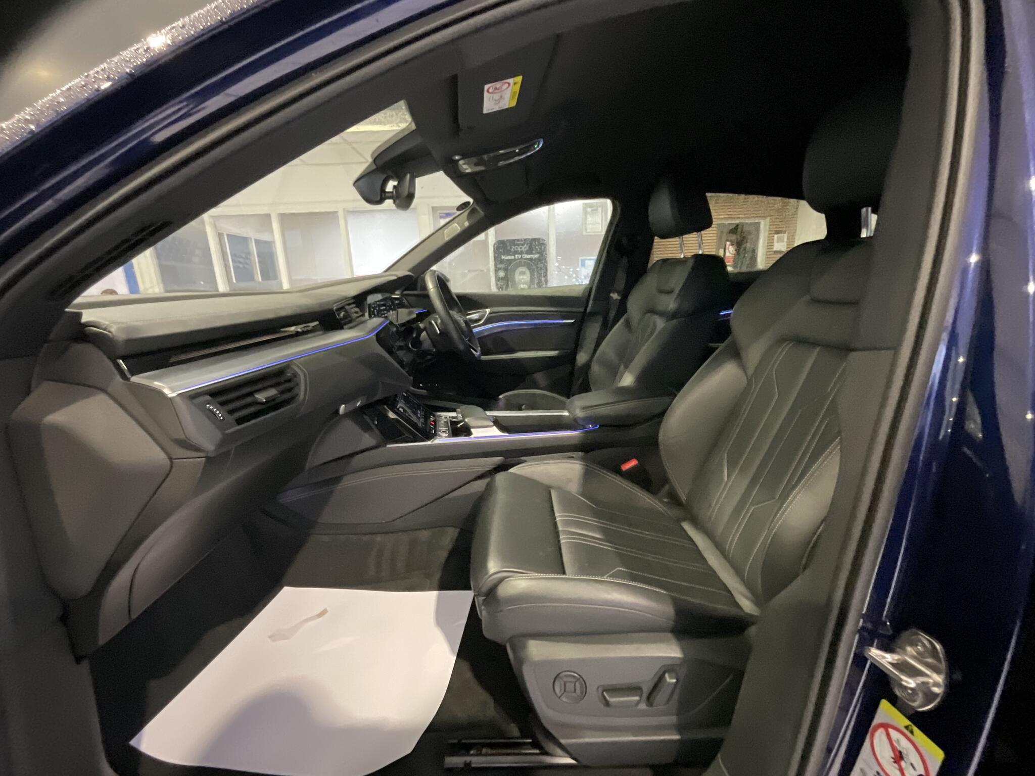 Audi E-Tron - Image 18