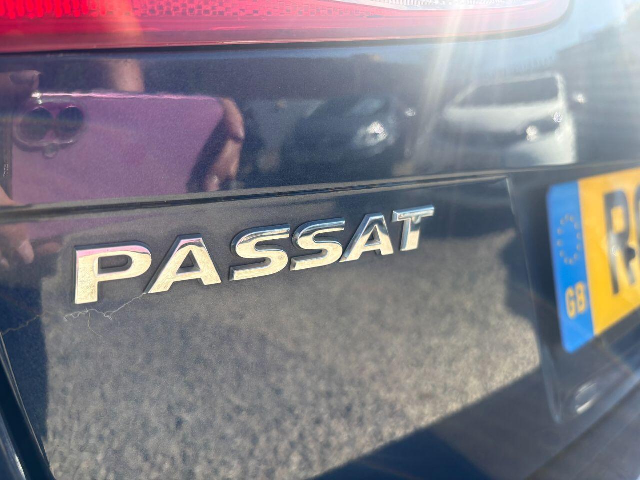 Volkswagen Passat - Image 7