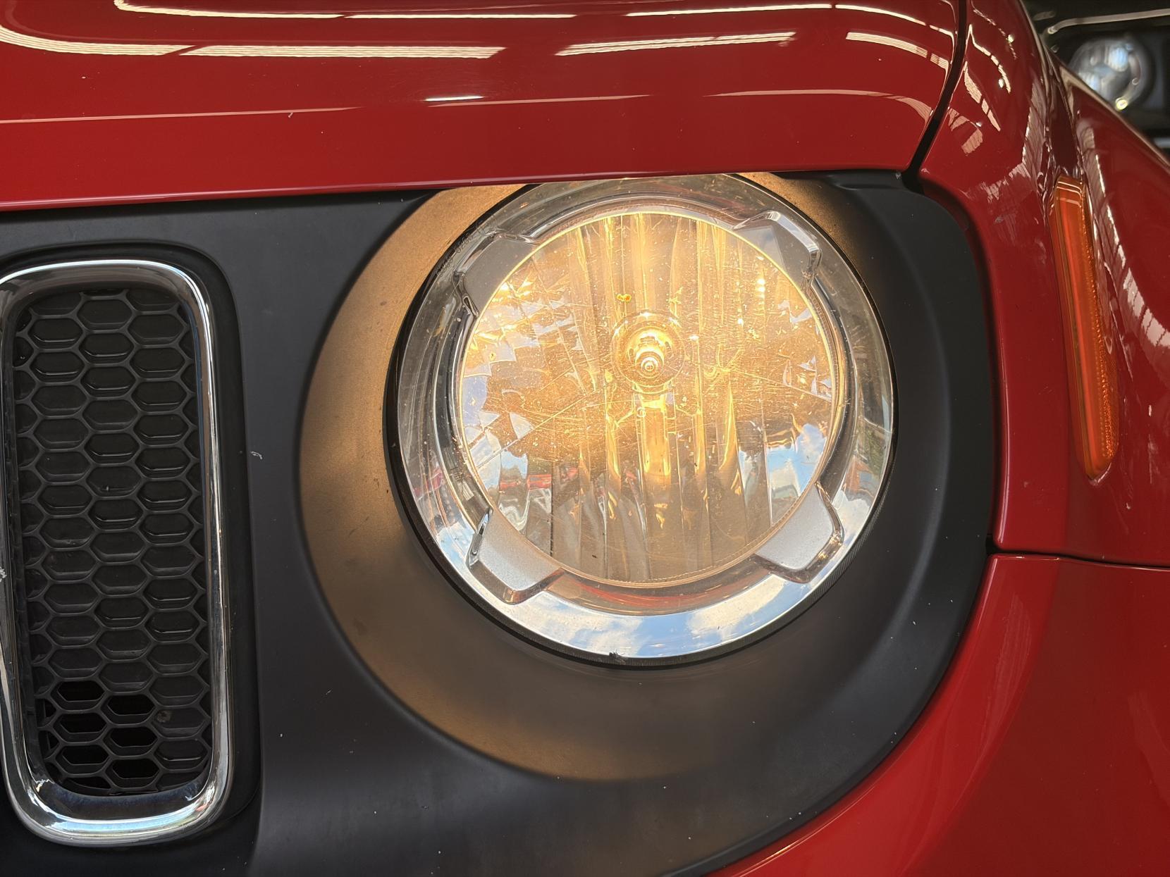 Jeep Renegade - Image 10