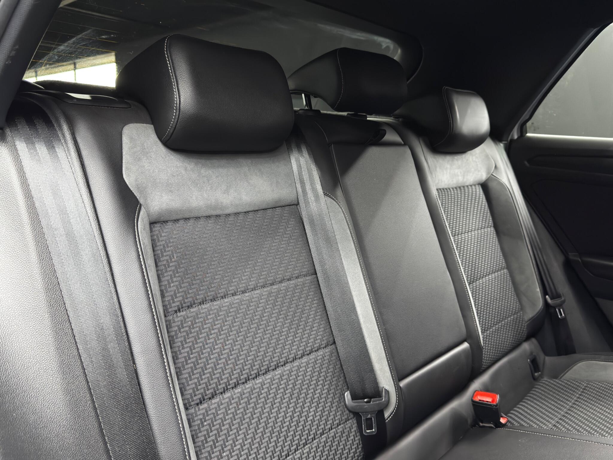Volkswagen T-Roc - Image 15