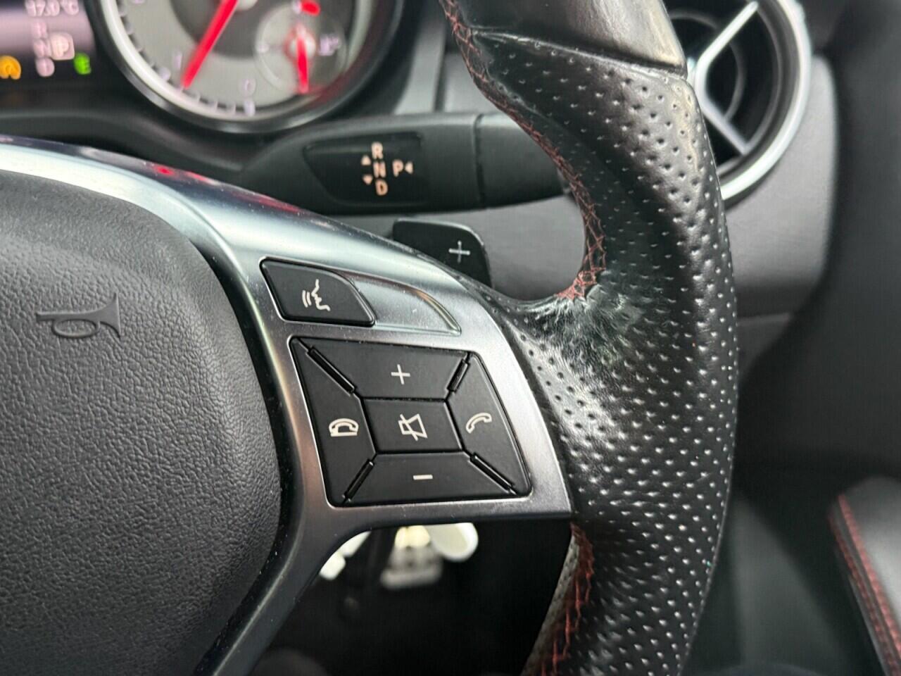 Mercedes-benz GLA - Image 19