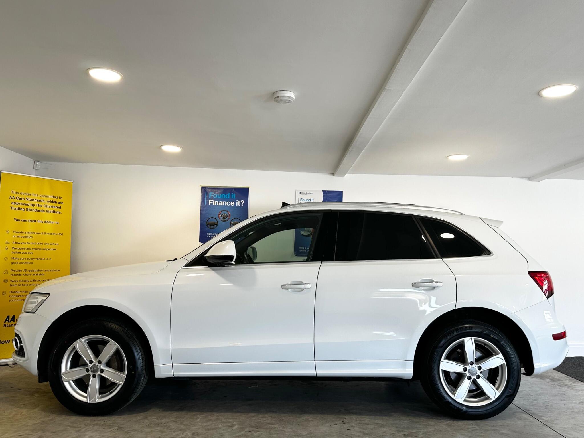 Audi Q5 - Image 9