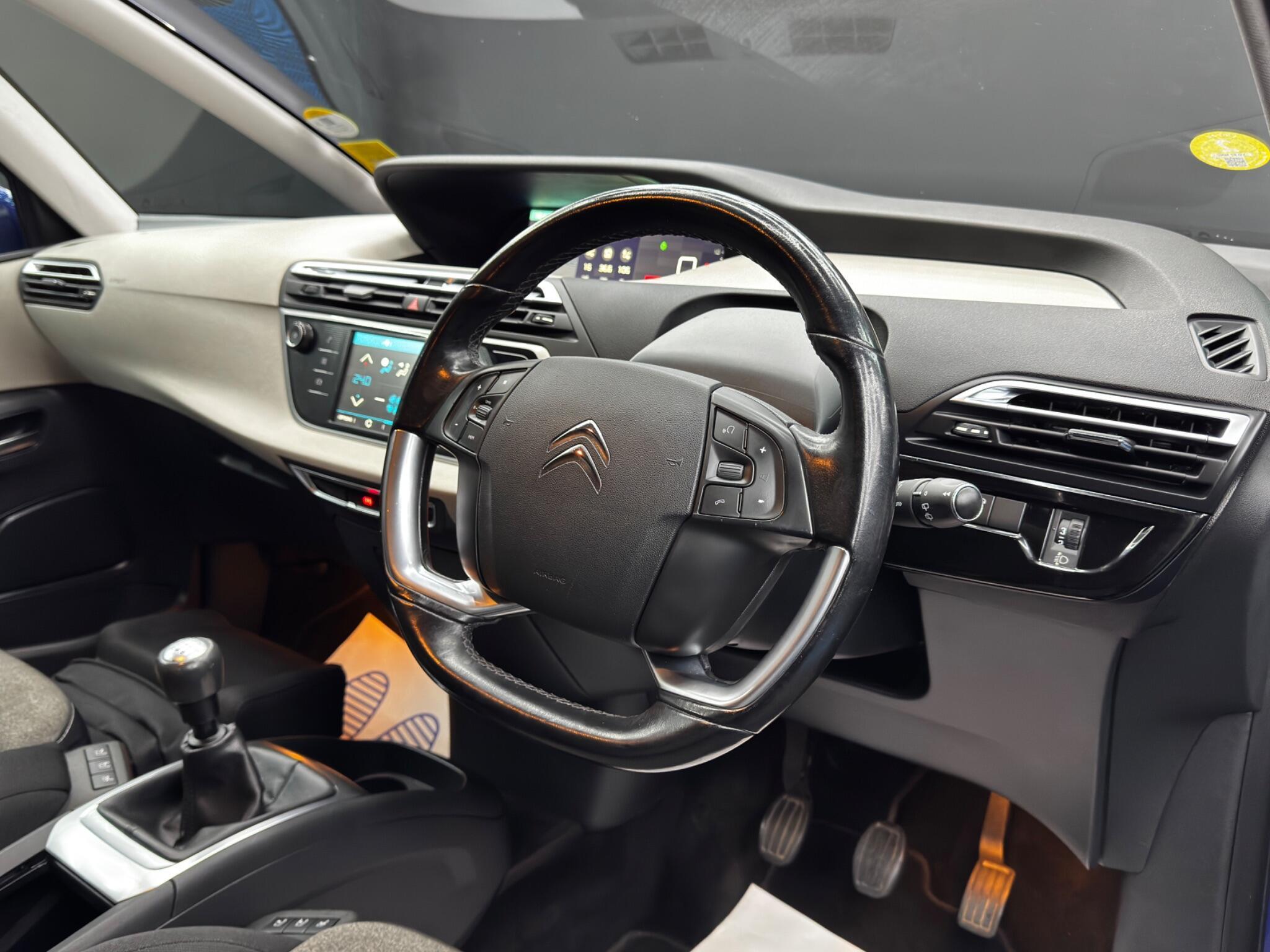 Citroen C4 Picasso - Image 9