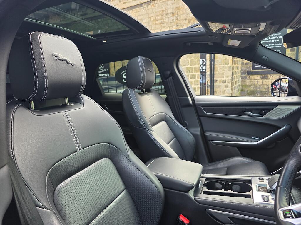 Jaguar F-Pace - Image 34