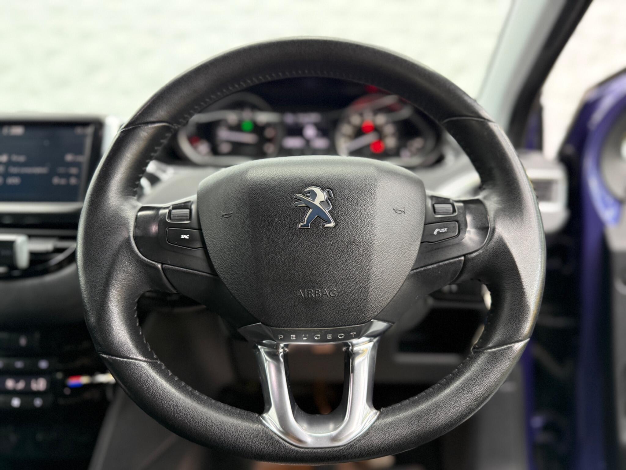 Peugeot 208 - Image 29