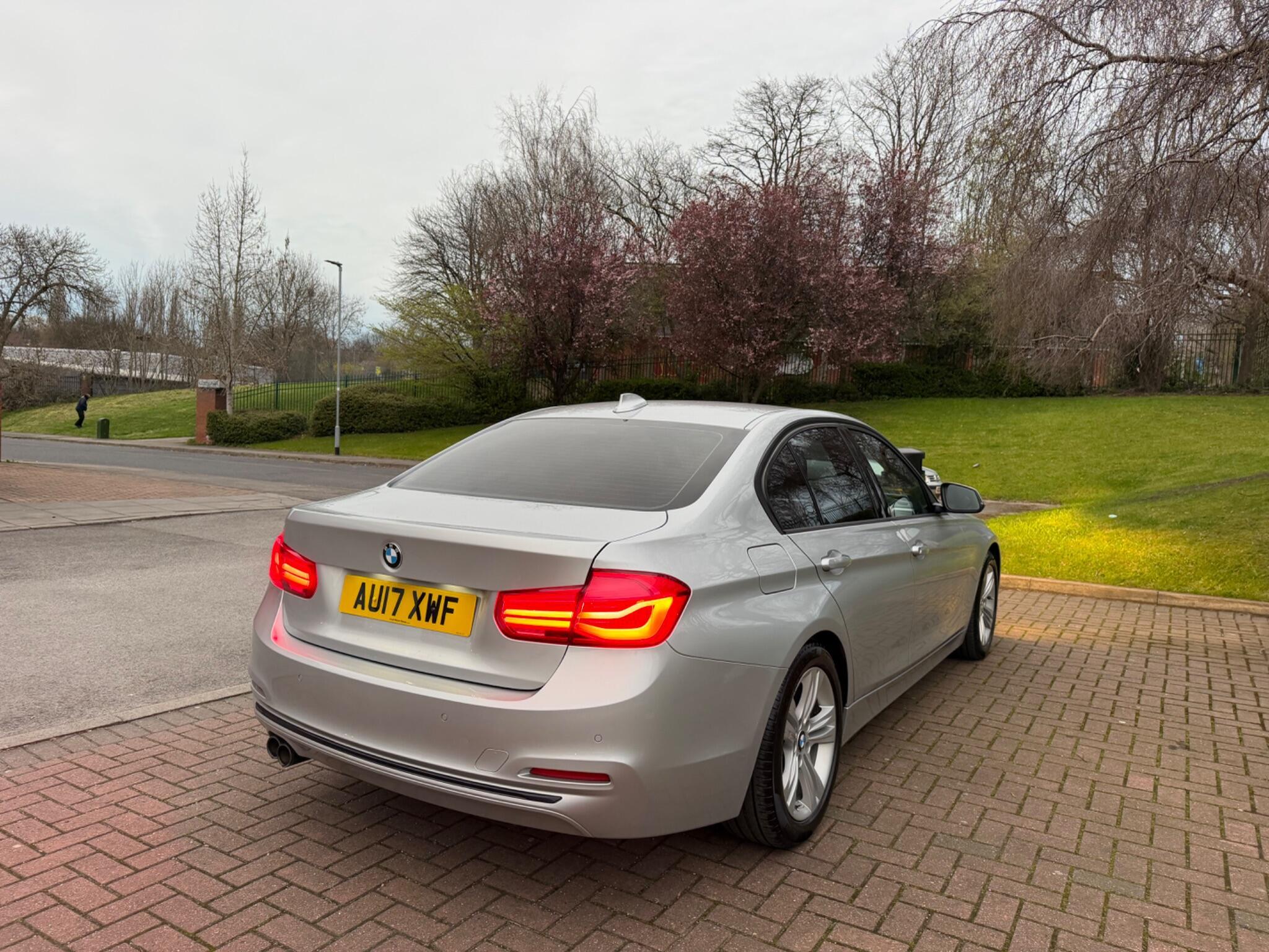 BMW 3 Series - Image 21