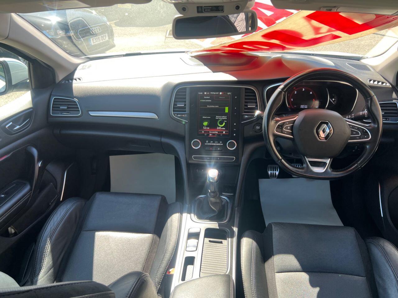 Renault Megane - Image 19