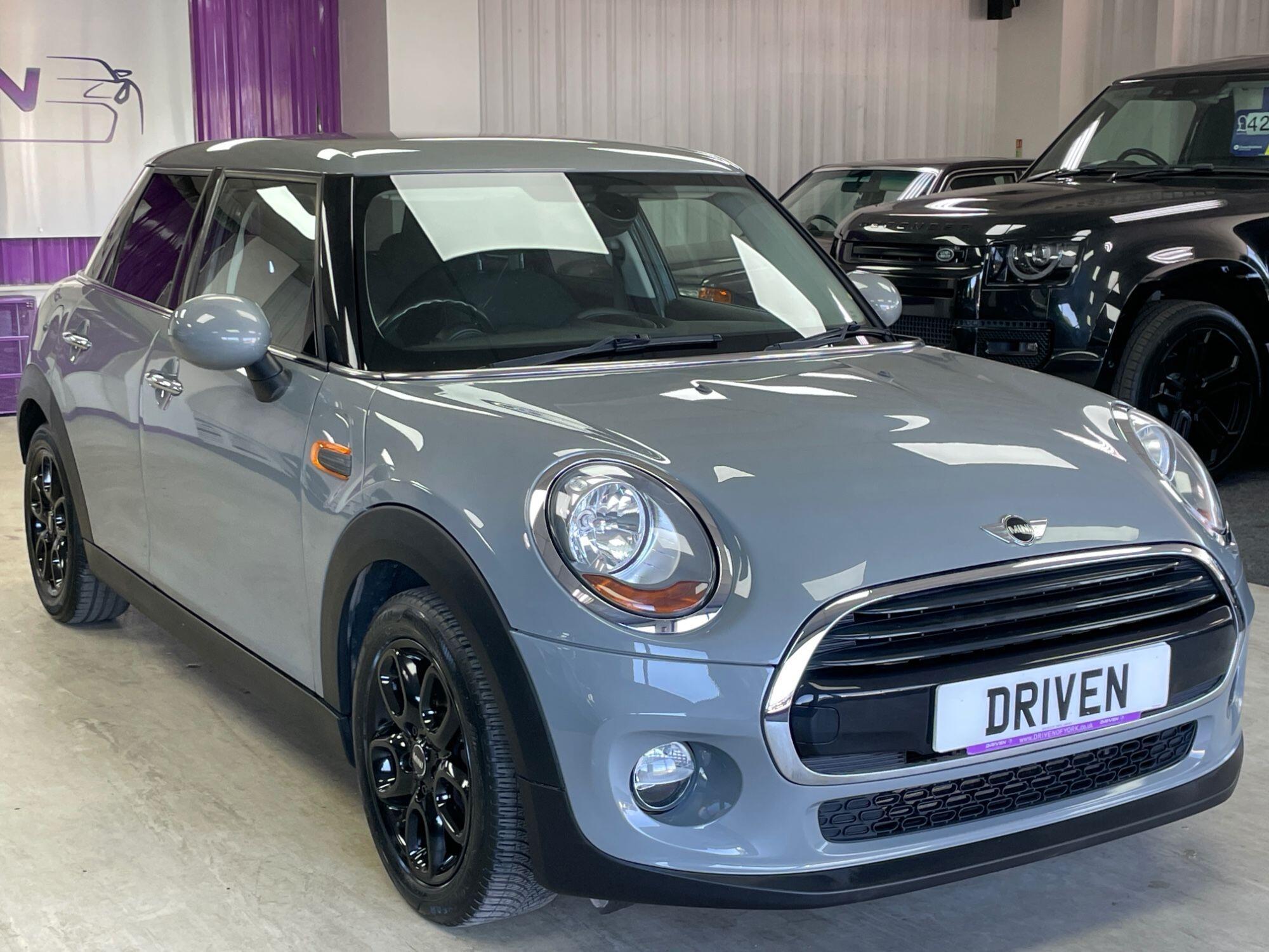 MINI Hatch - Image 6