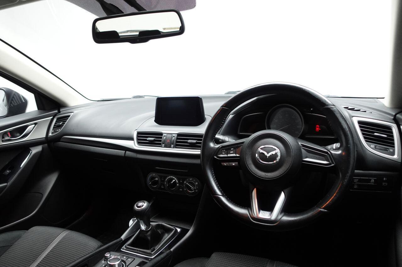 Mazda MAZDA3 - Image 24