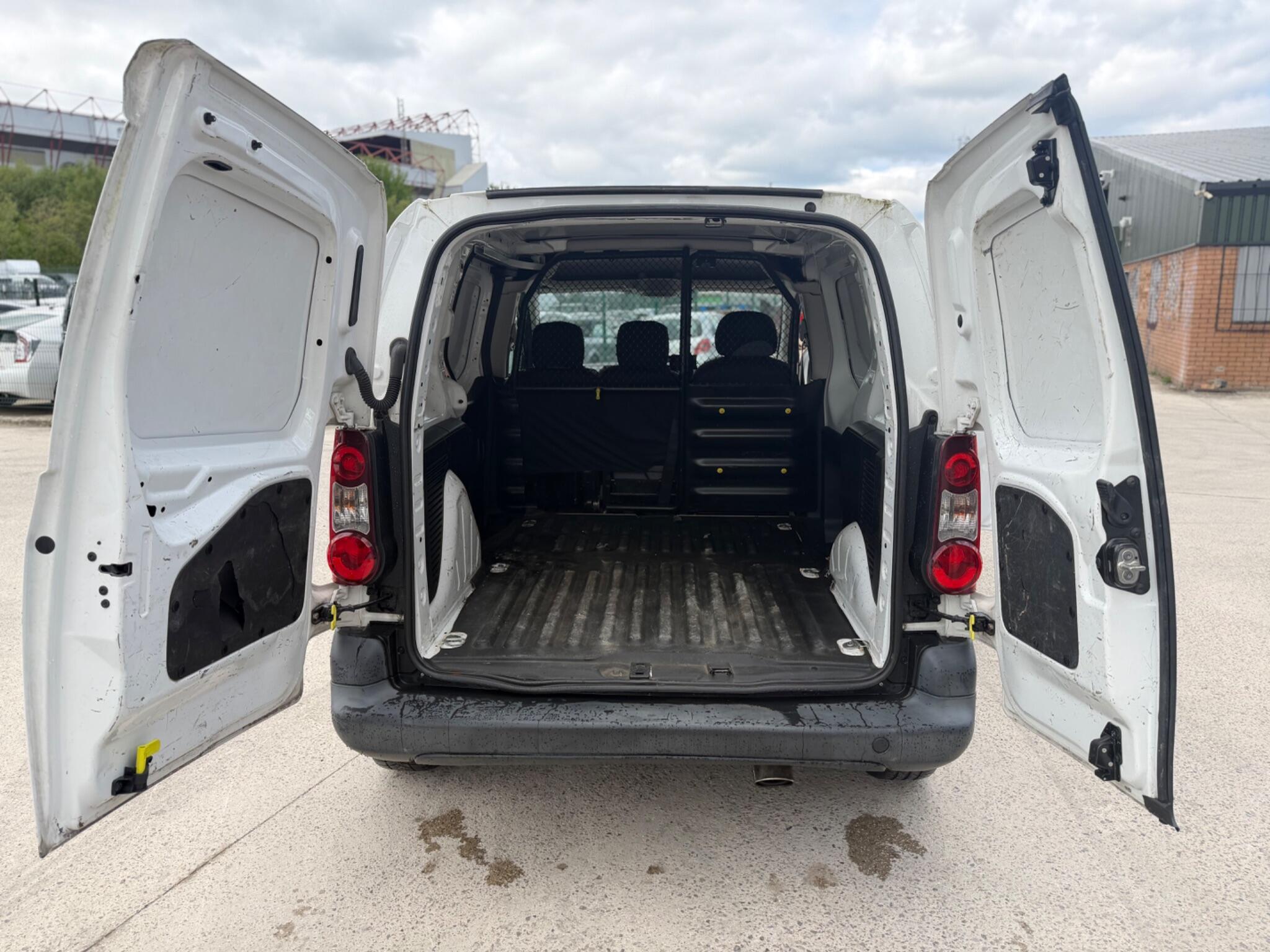 Peugeot Partner - Image 14
