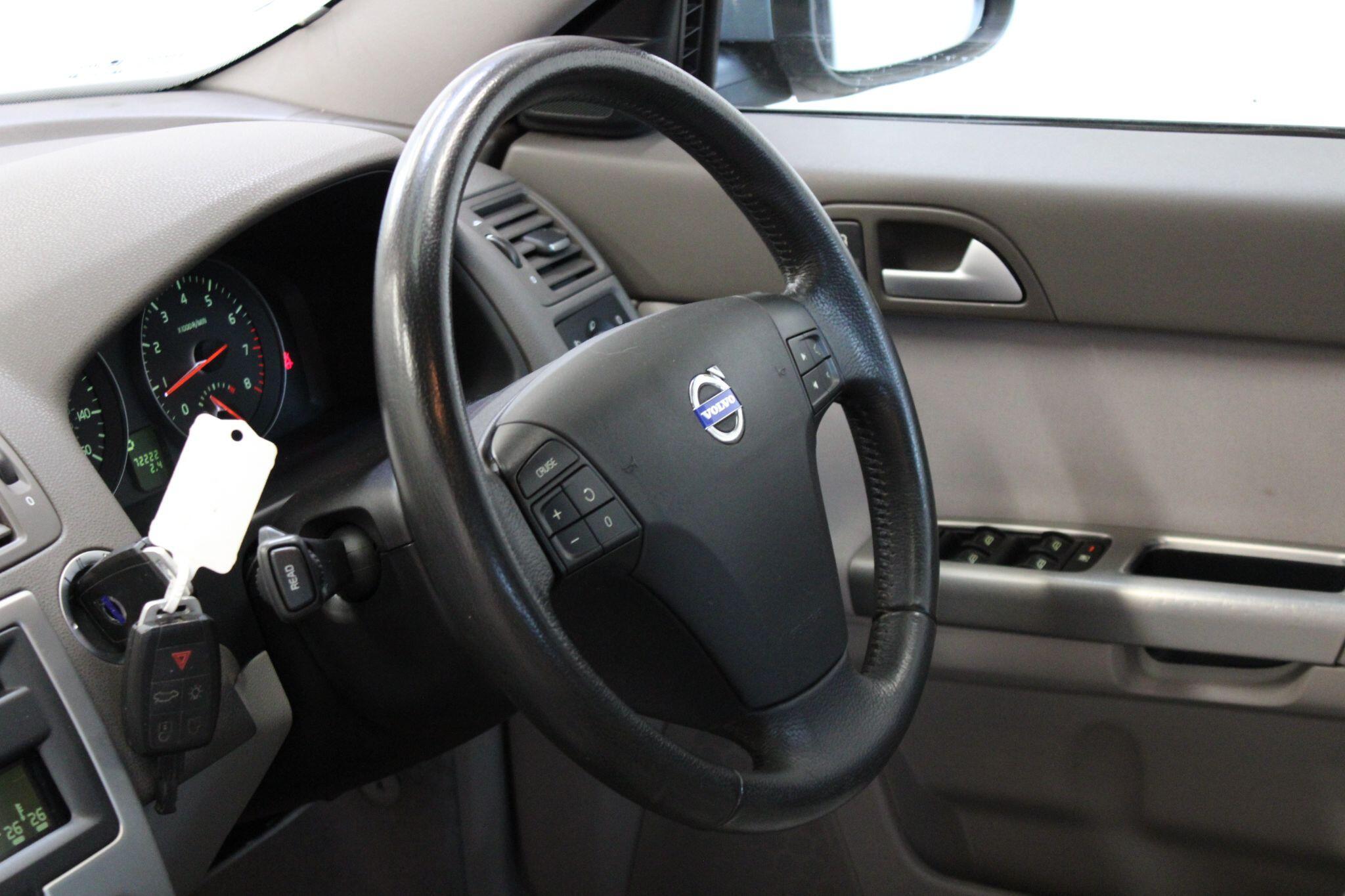 Volvo V50 - Image 33