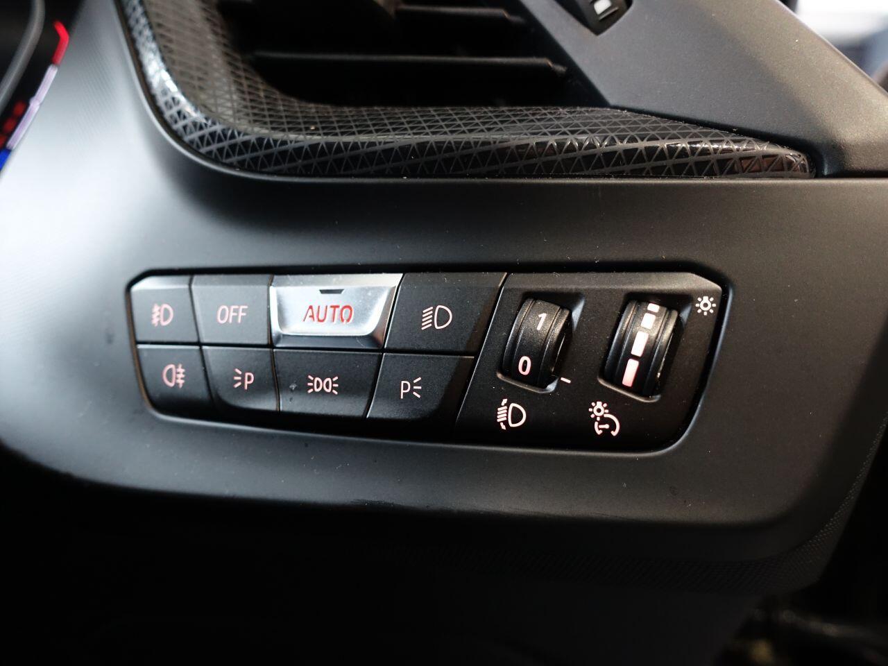 BMW 1 Series - Image 30