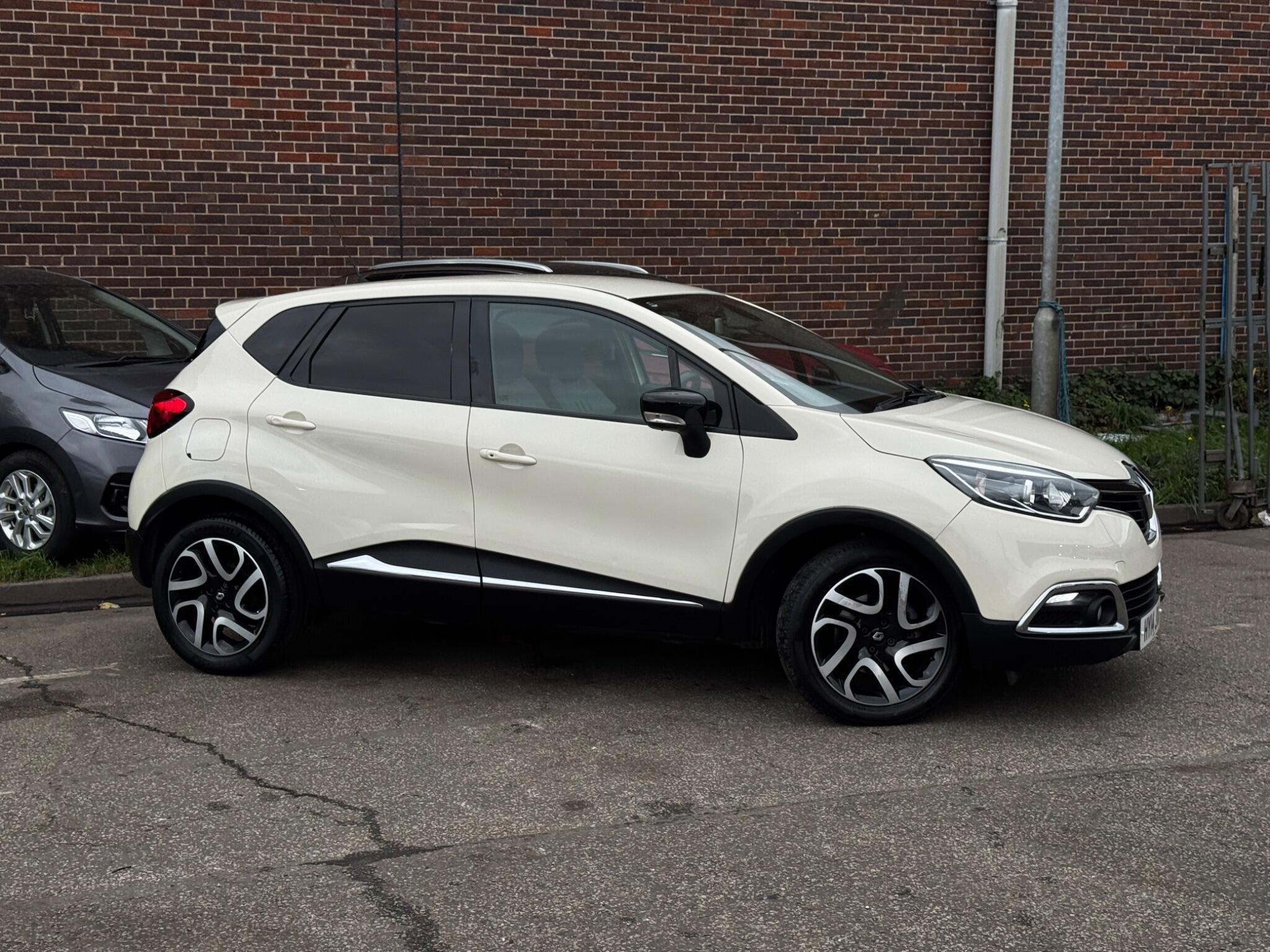 Renault Captur - Image 14