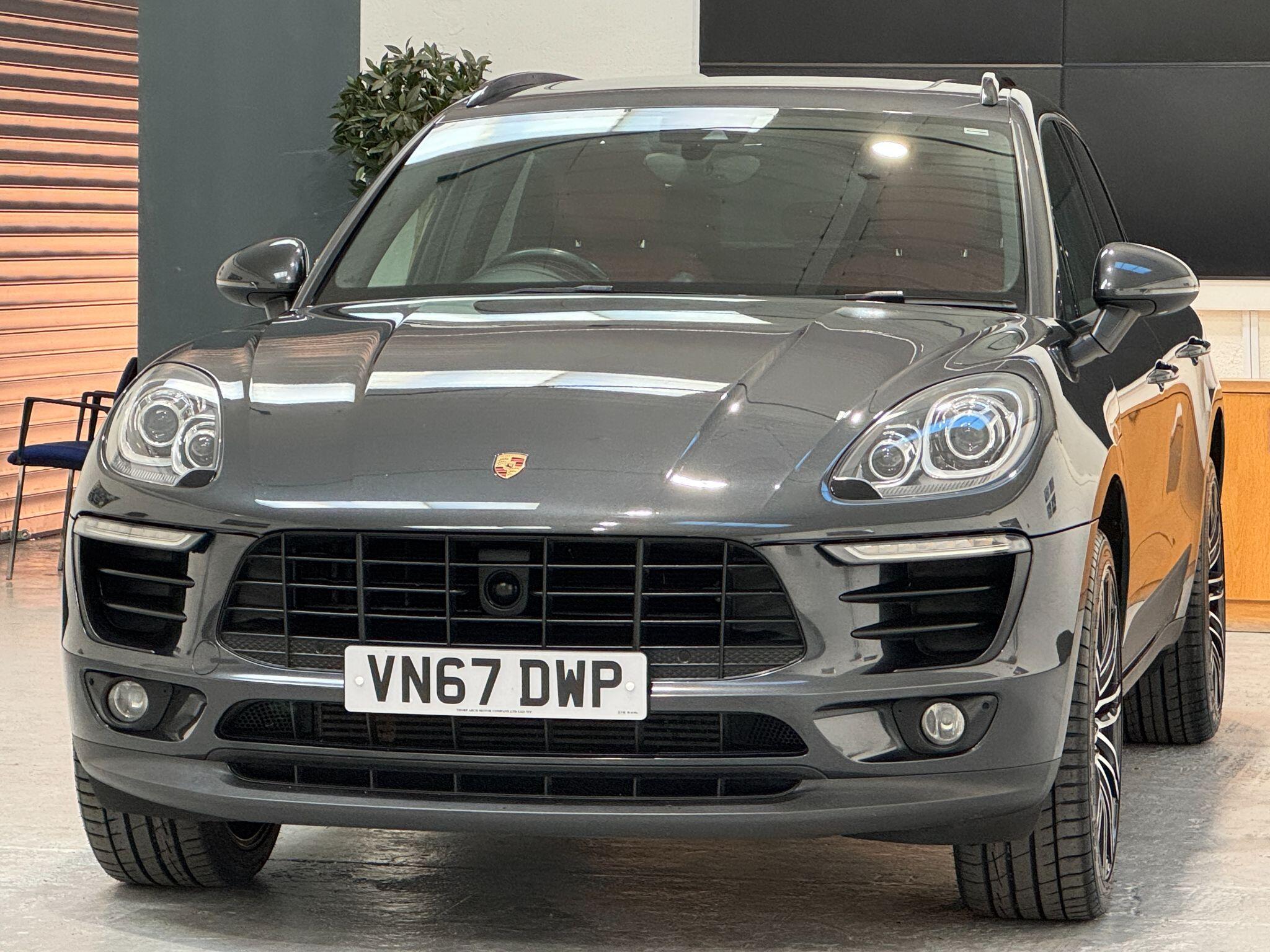 Porsche Macan - Image 4