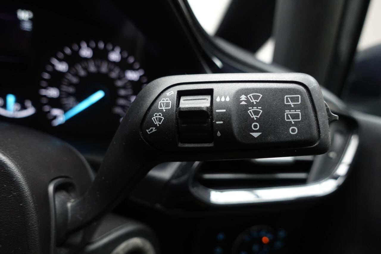 Ford Fiesta - Image 32