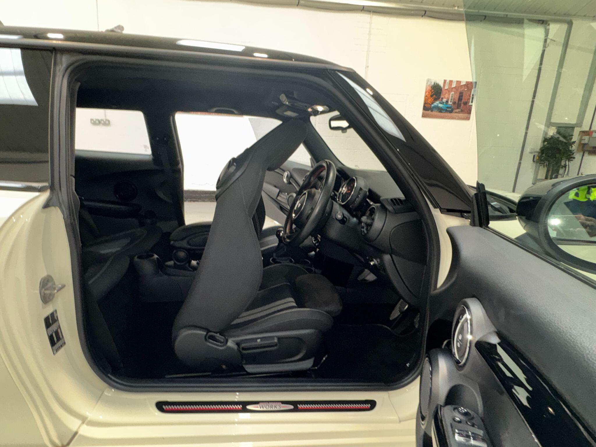 MINI Hatch - Image 81
