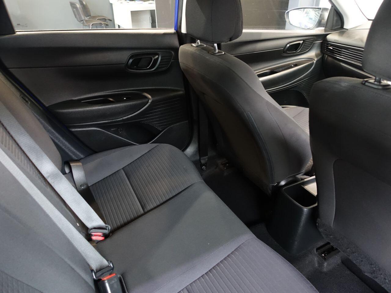 Hyundai i20 - Image 15