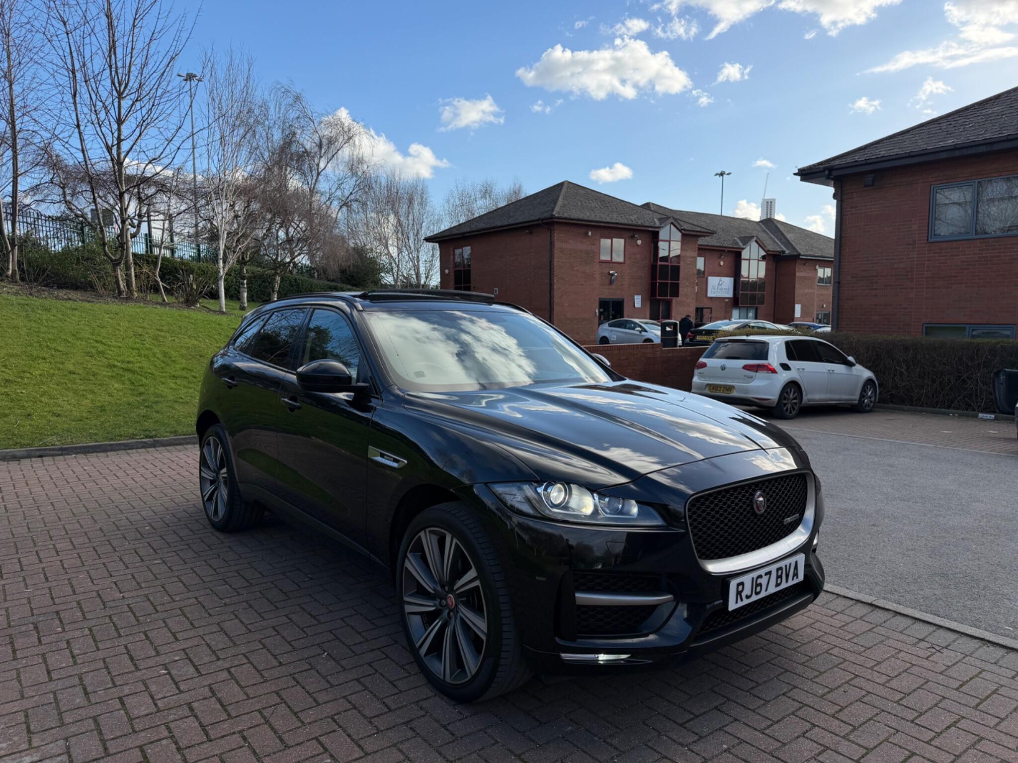Jaguar F-Pace - Image 7