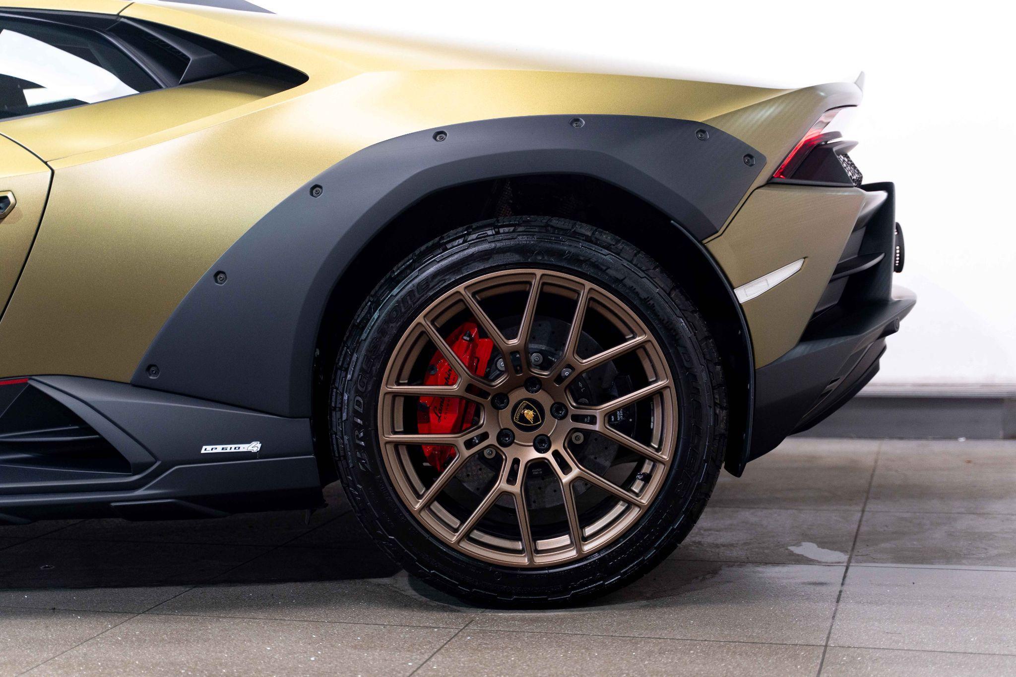 Lamborghini Huracan - Image 8