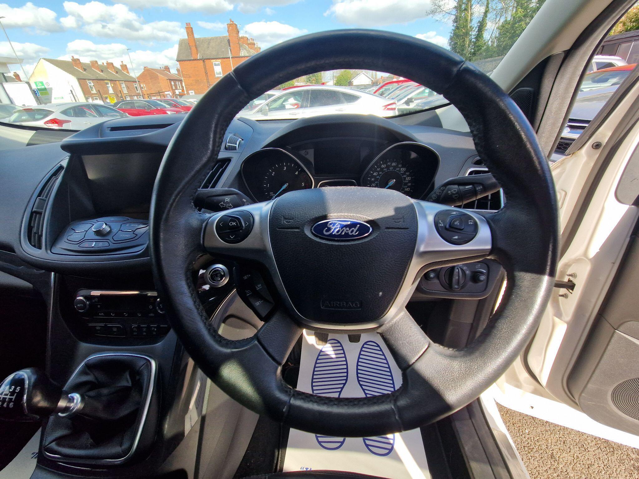 Ford Kuga - Image 44