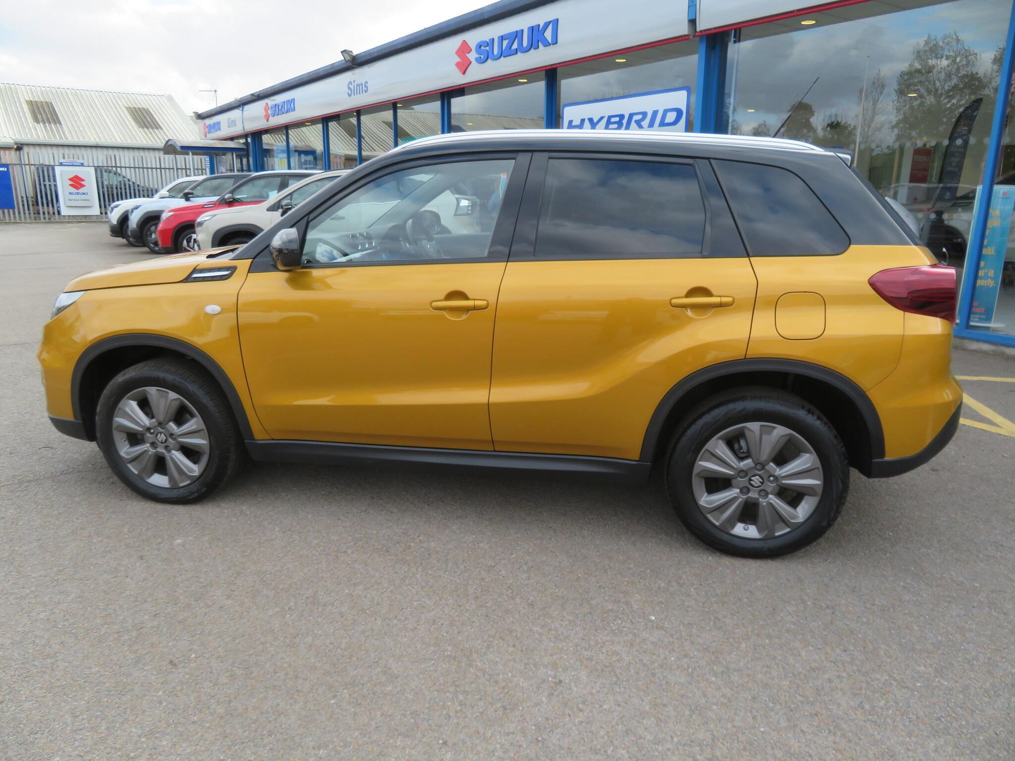 Suzuki Vitara - Image 9