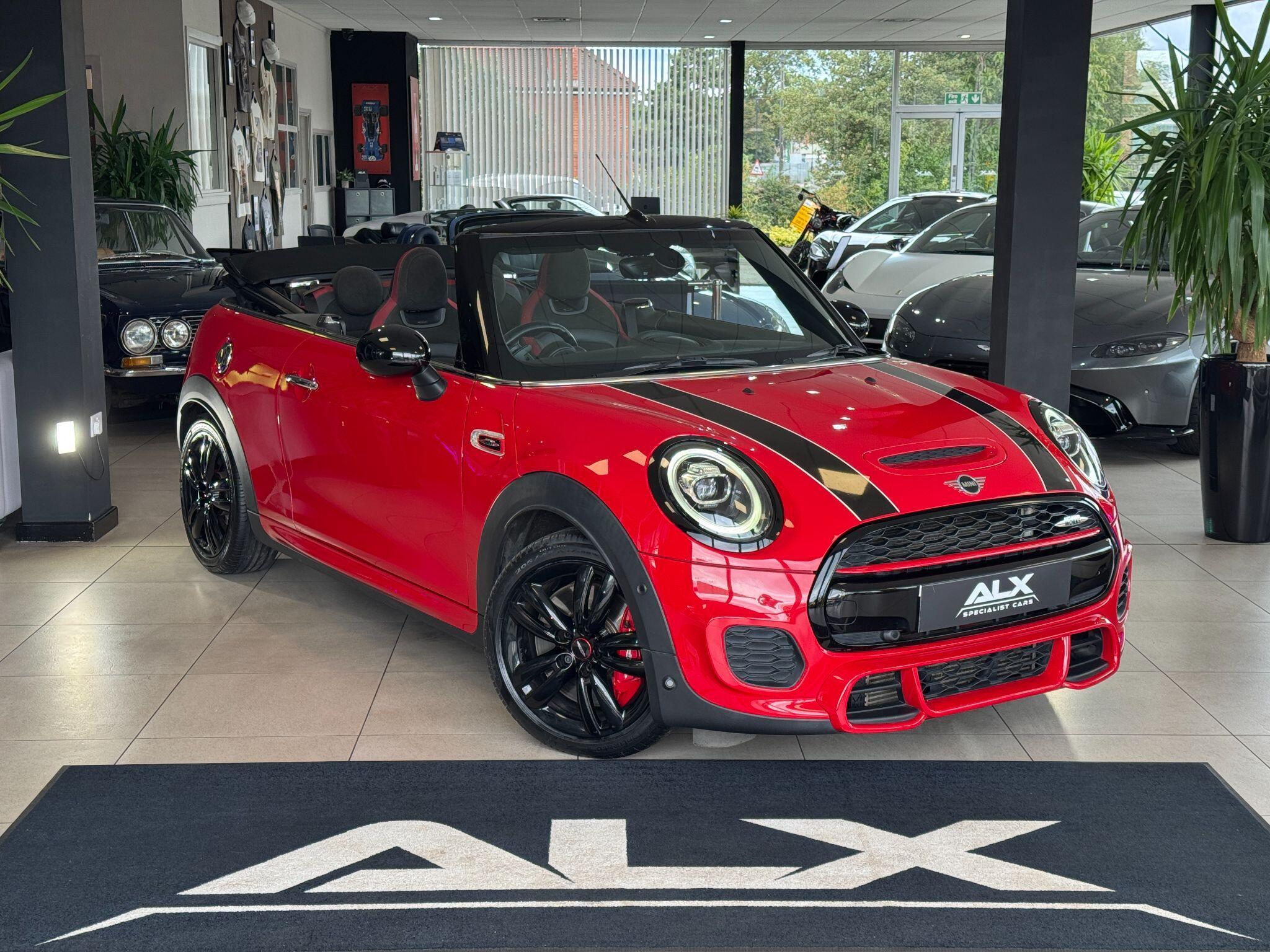 MINI Convertible - Image 4