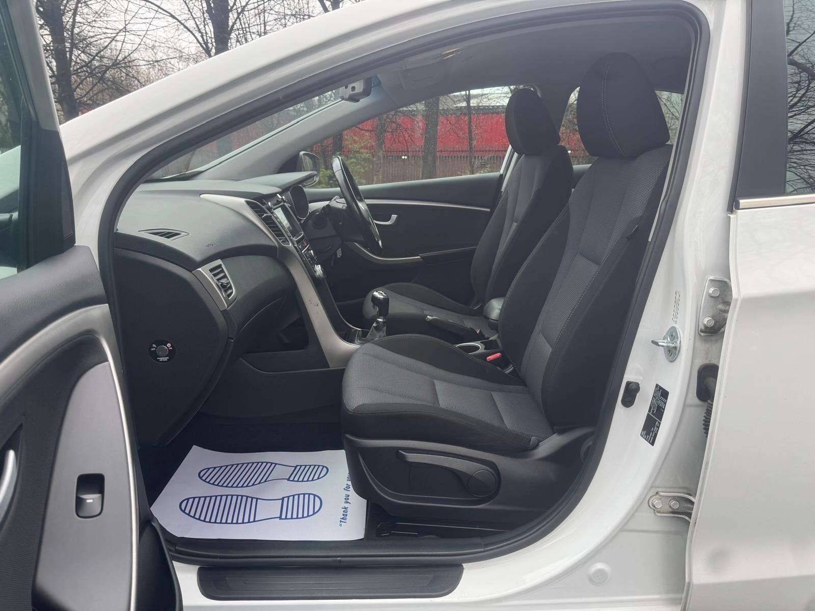 Hyundai i30 - Image 44