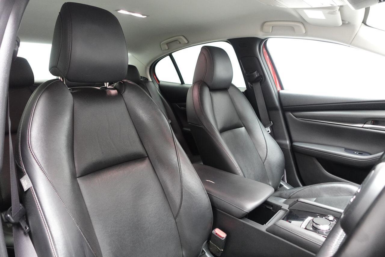 Mazda MAZDA3 - Image 2
