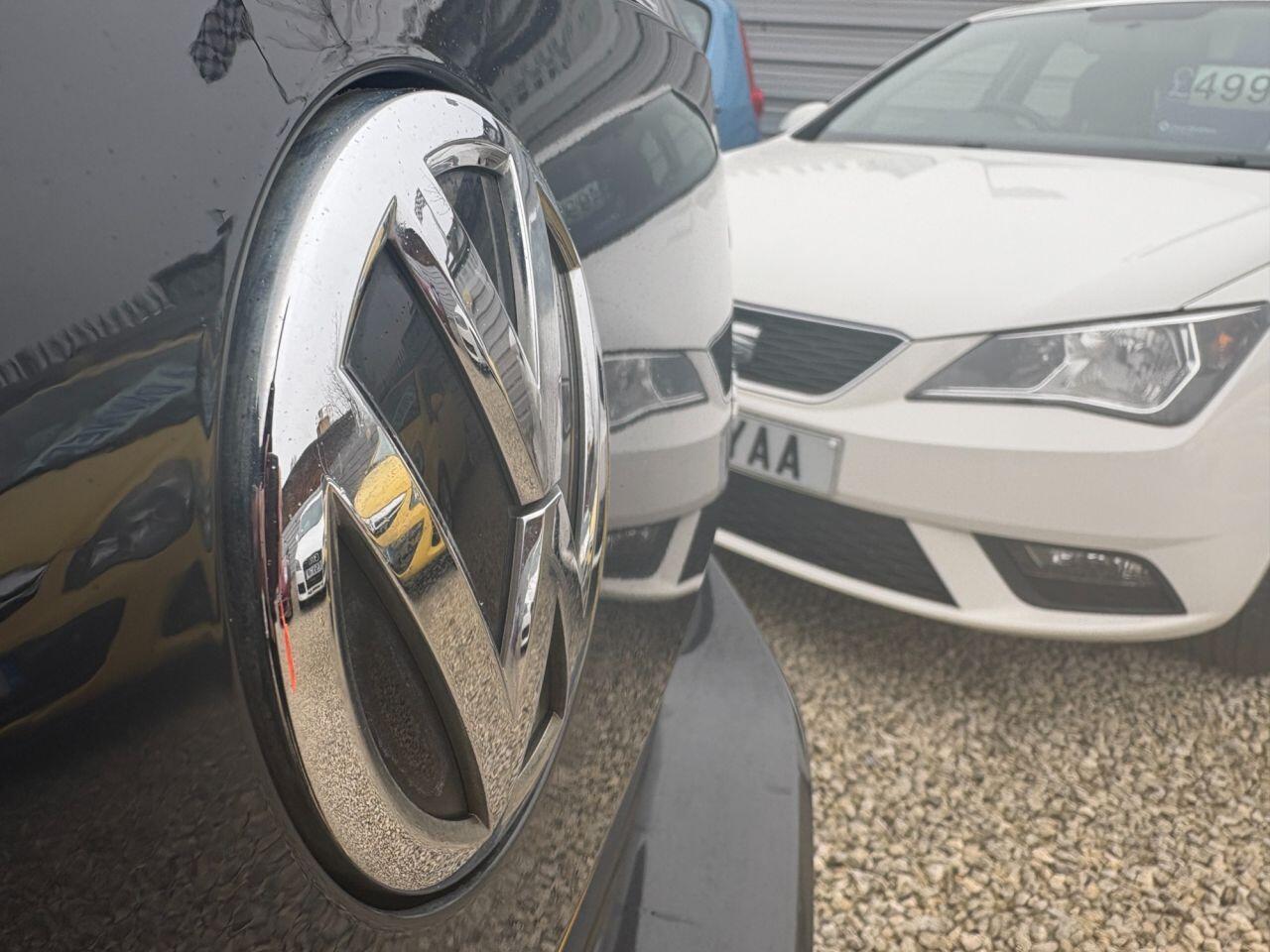 Volkswagen Passat - Image 5