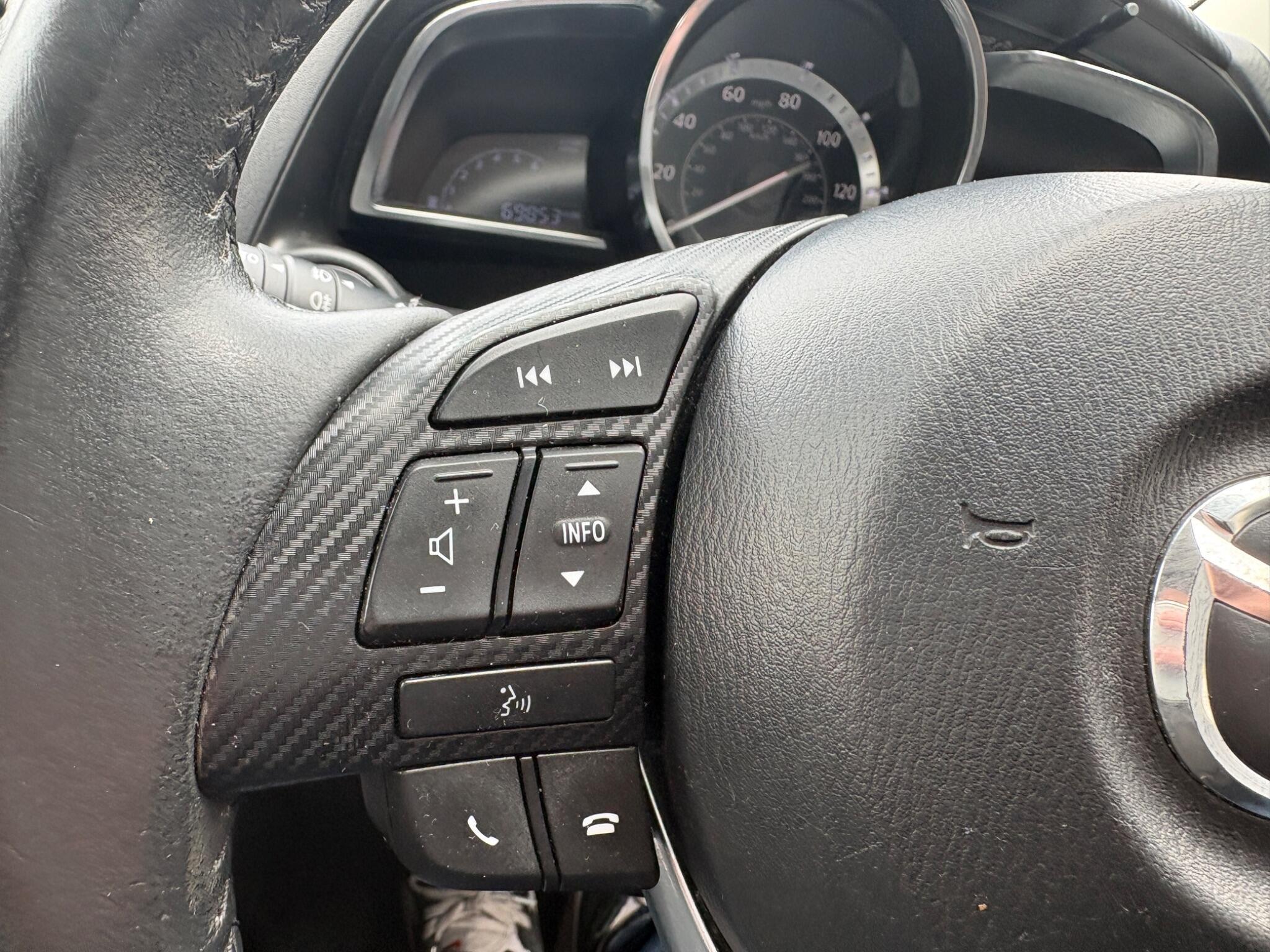 Mazda MAZDA2 - Image 25