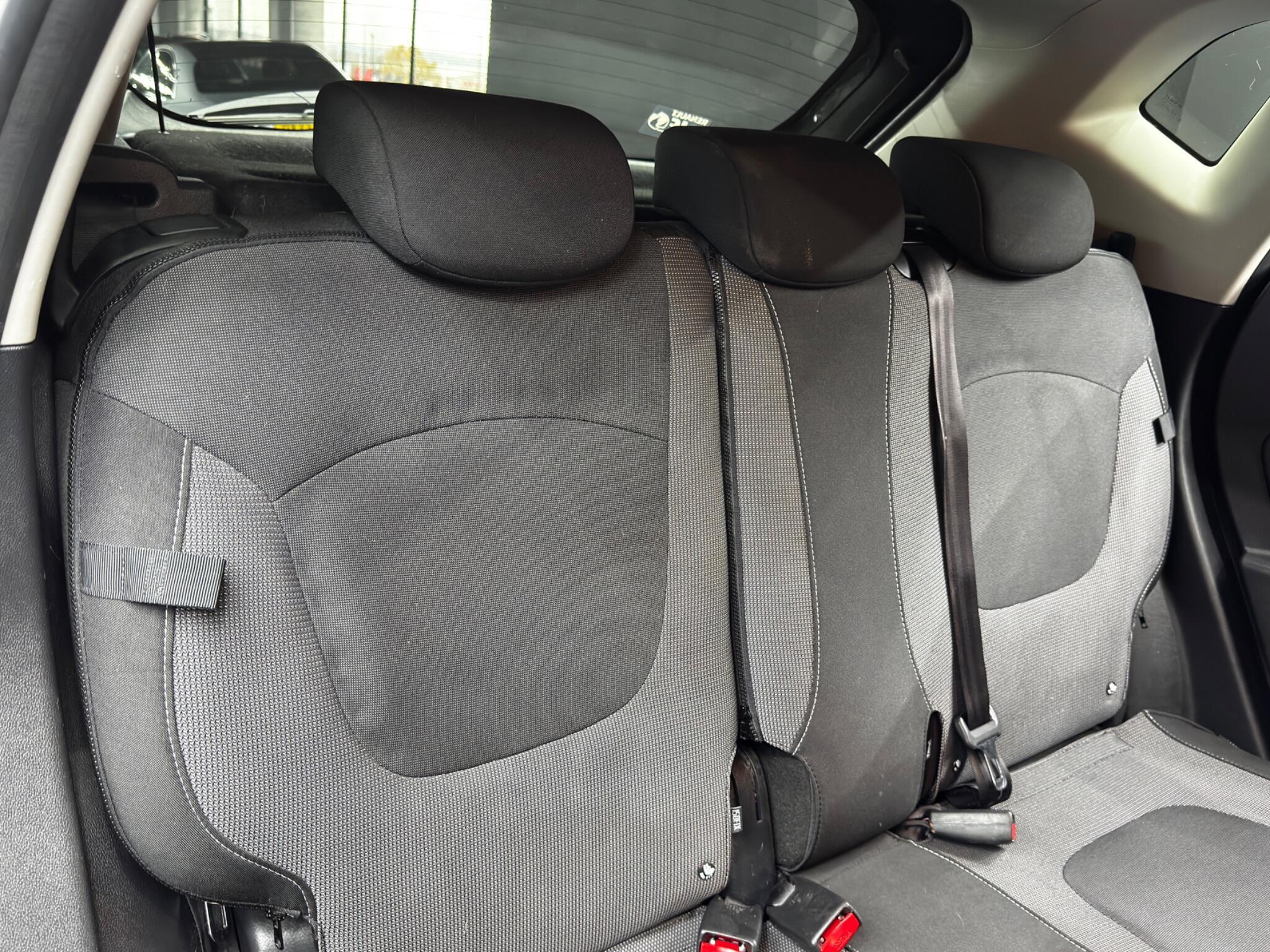 Renault Captur - Image 15