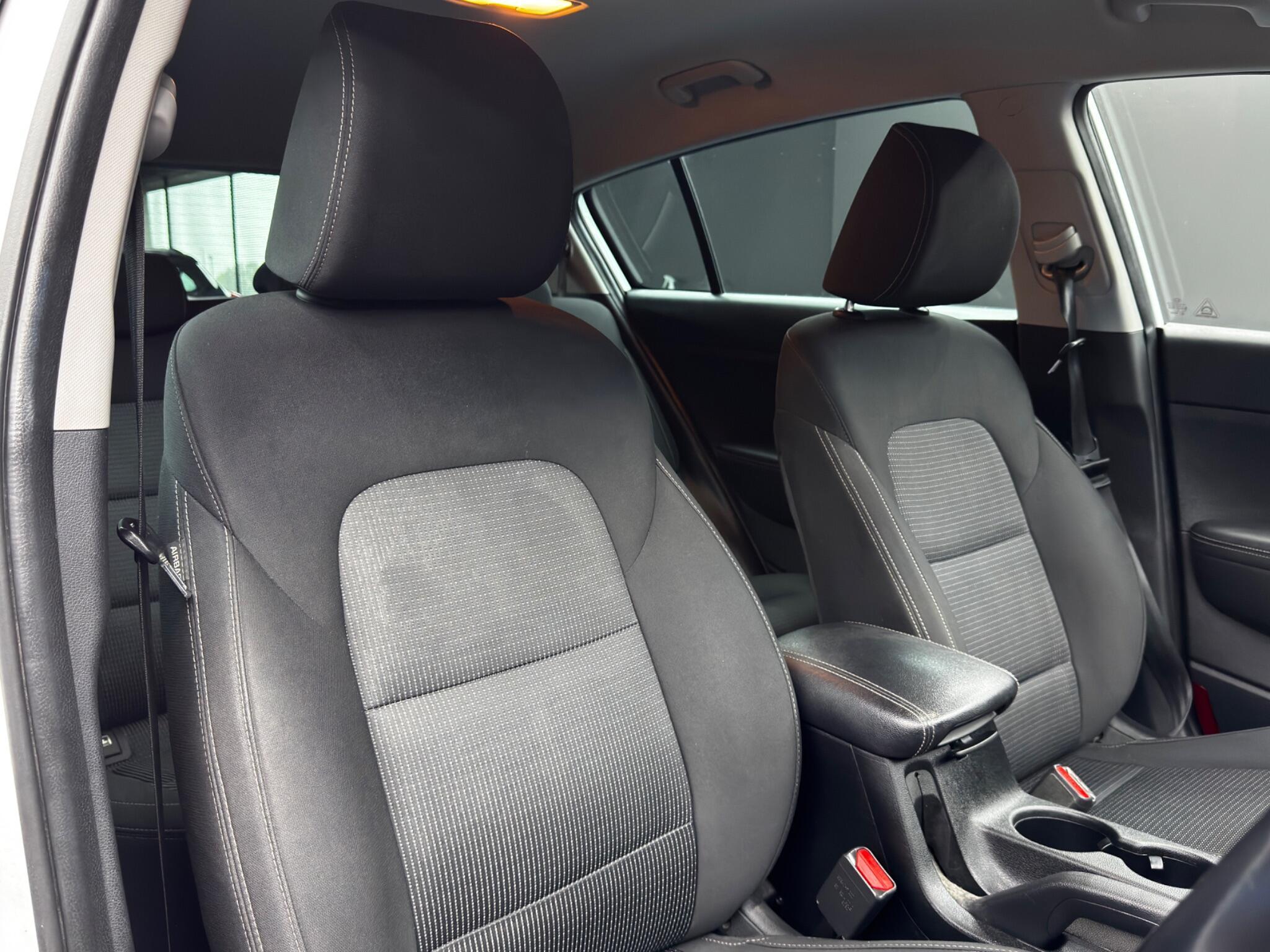 Kia Sportage - Image 12