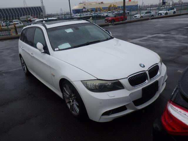 BMW 3 Series - Image 4
