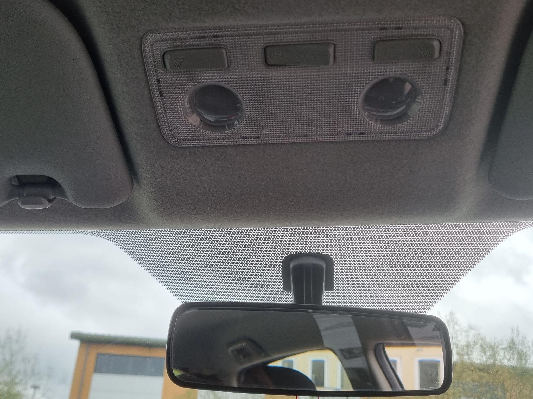 Toyota Yaris - Image 37