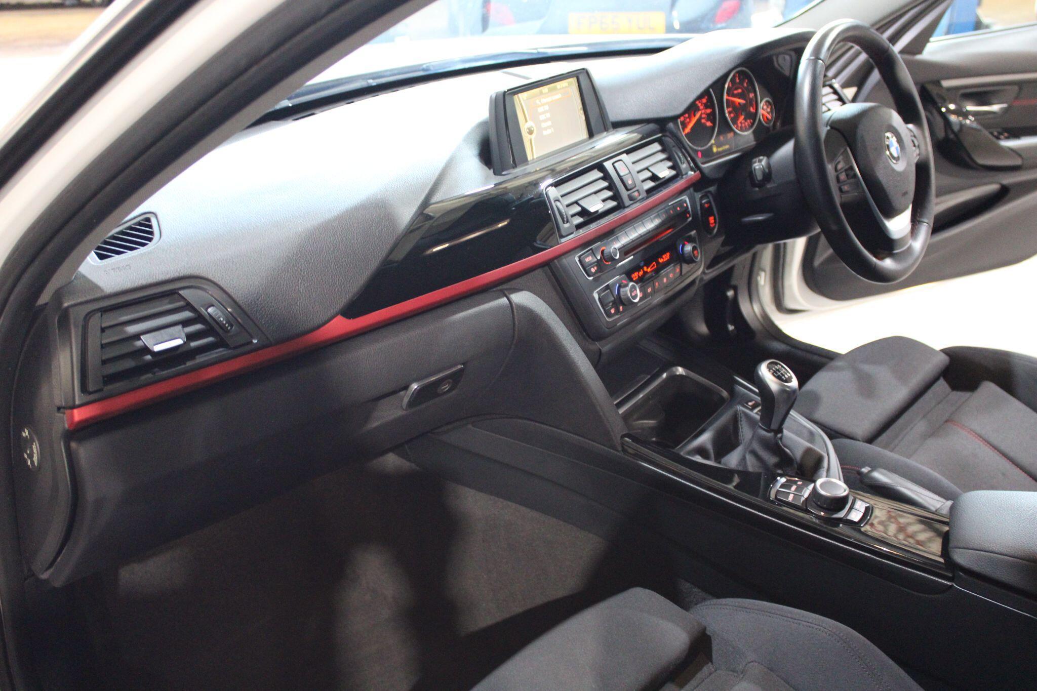 BMW 3 Series - Image 17