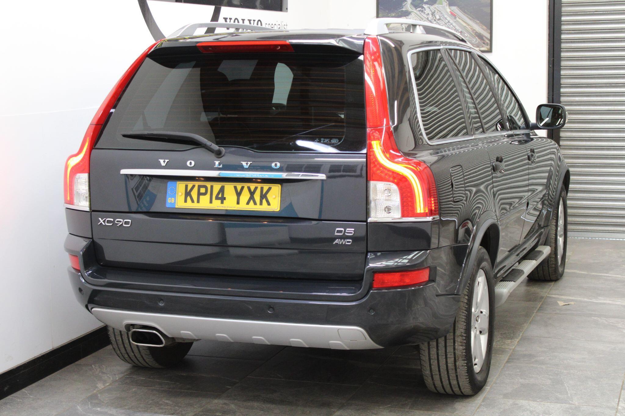 Volvo XC90 - Image 13