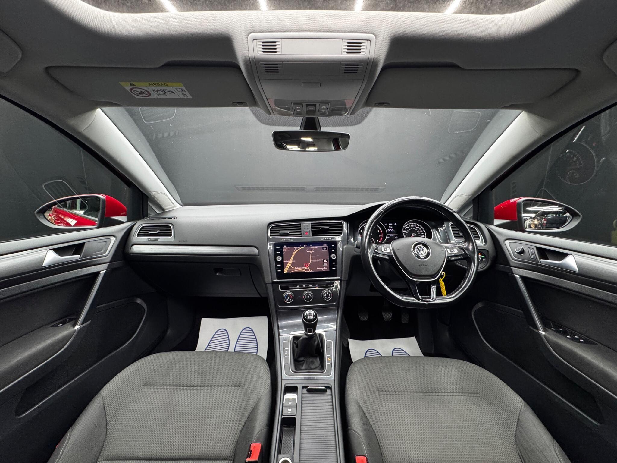 Volkswagen Golf - Image 15