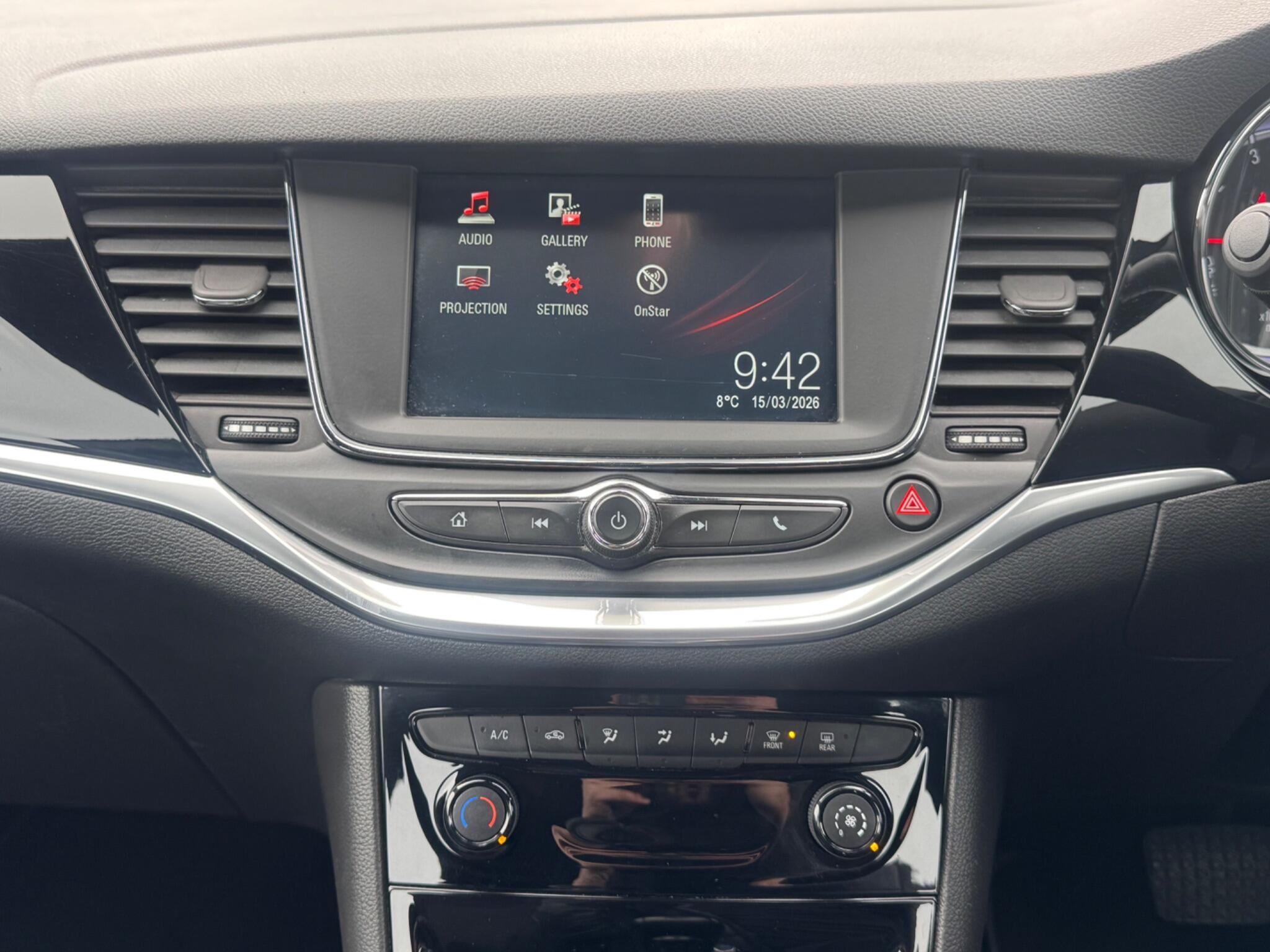 Vauxhall Astra - Image 15