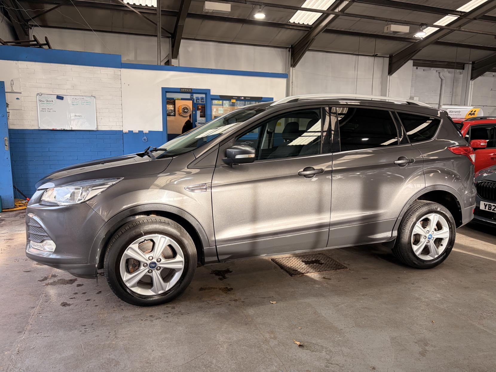 Ford Kuga - Image 3