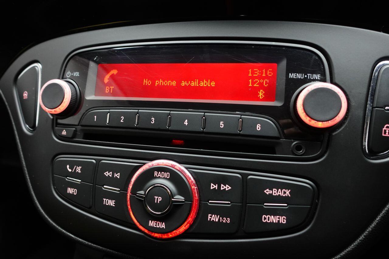 Vauxhall Corsa - Image 21