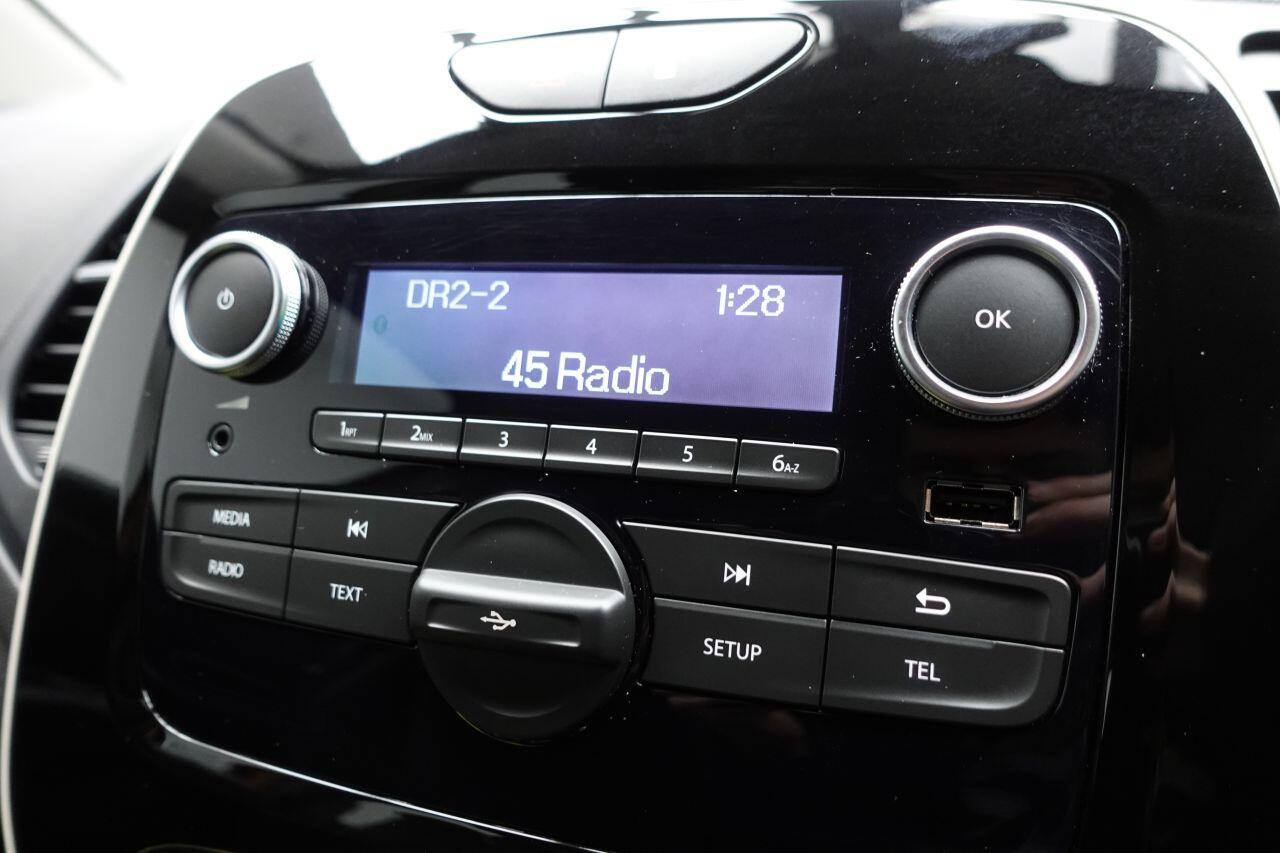 Renault Captur - Image 21