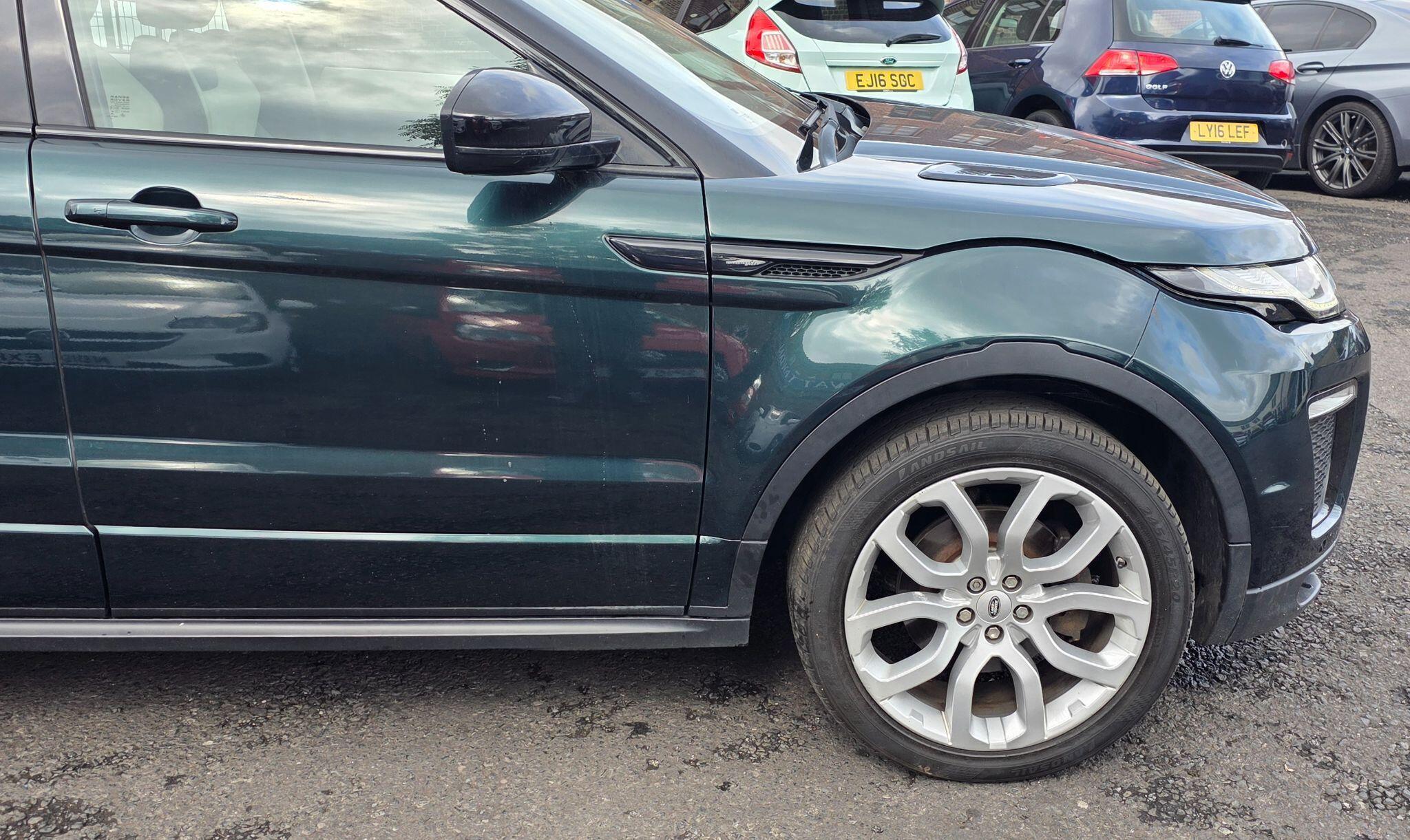 Land Rover Range Rover Evoque - Image 9