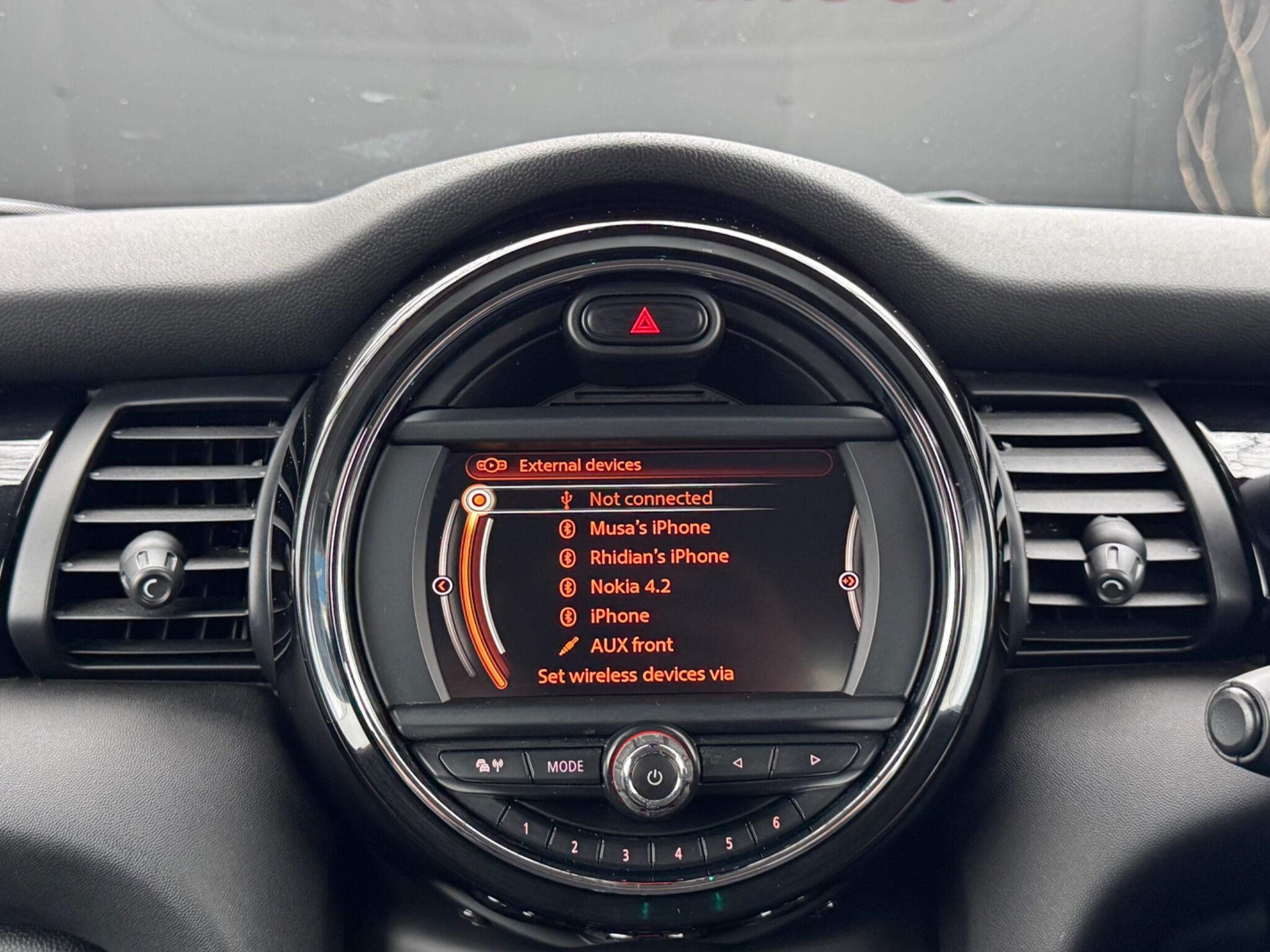 MINI Hatch - Image 26