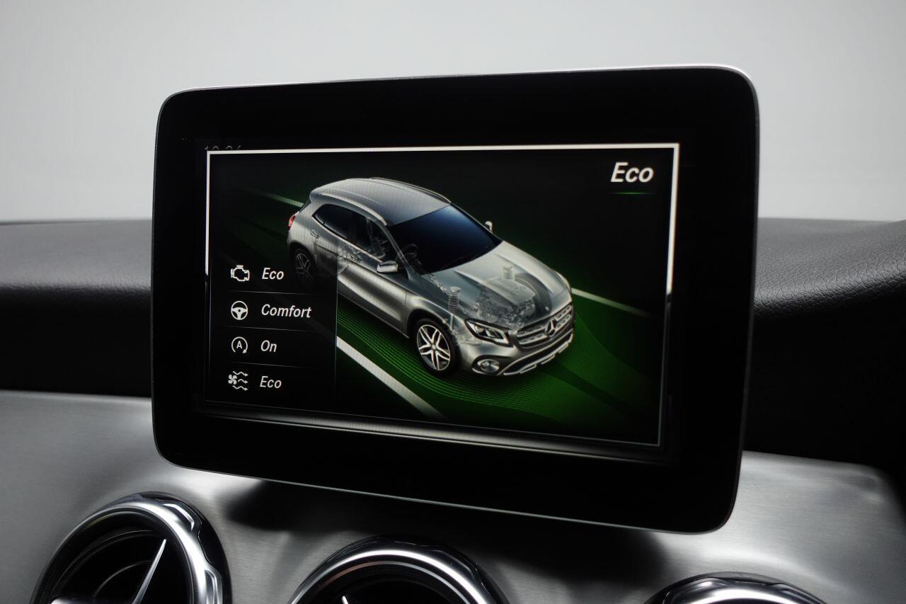 Mercedes-benz GLA - Image 37